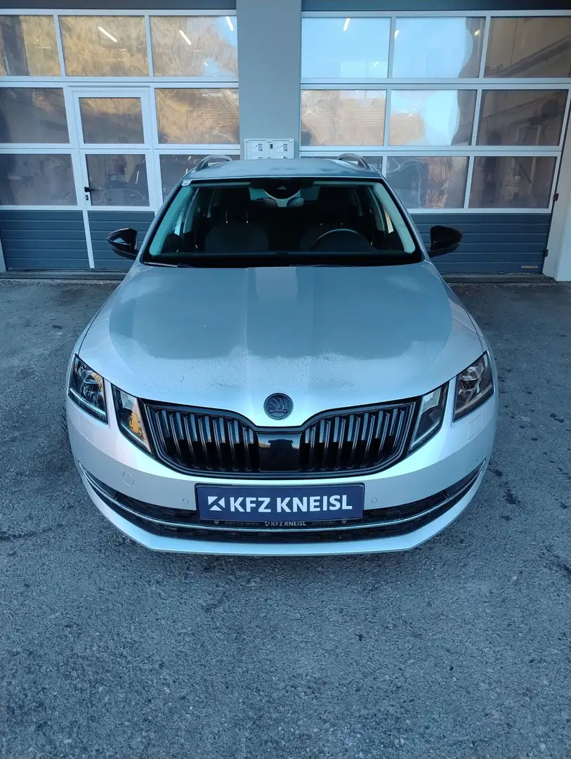 Skoda Octavia Combi 1,4 TSI Style DSG Grau - 1
