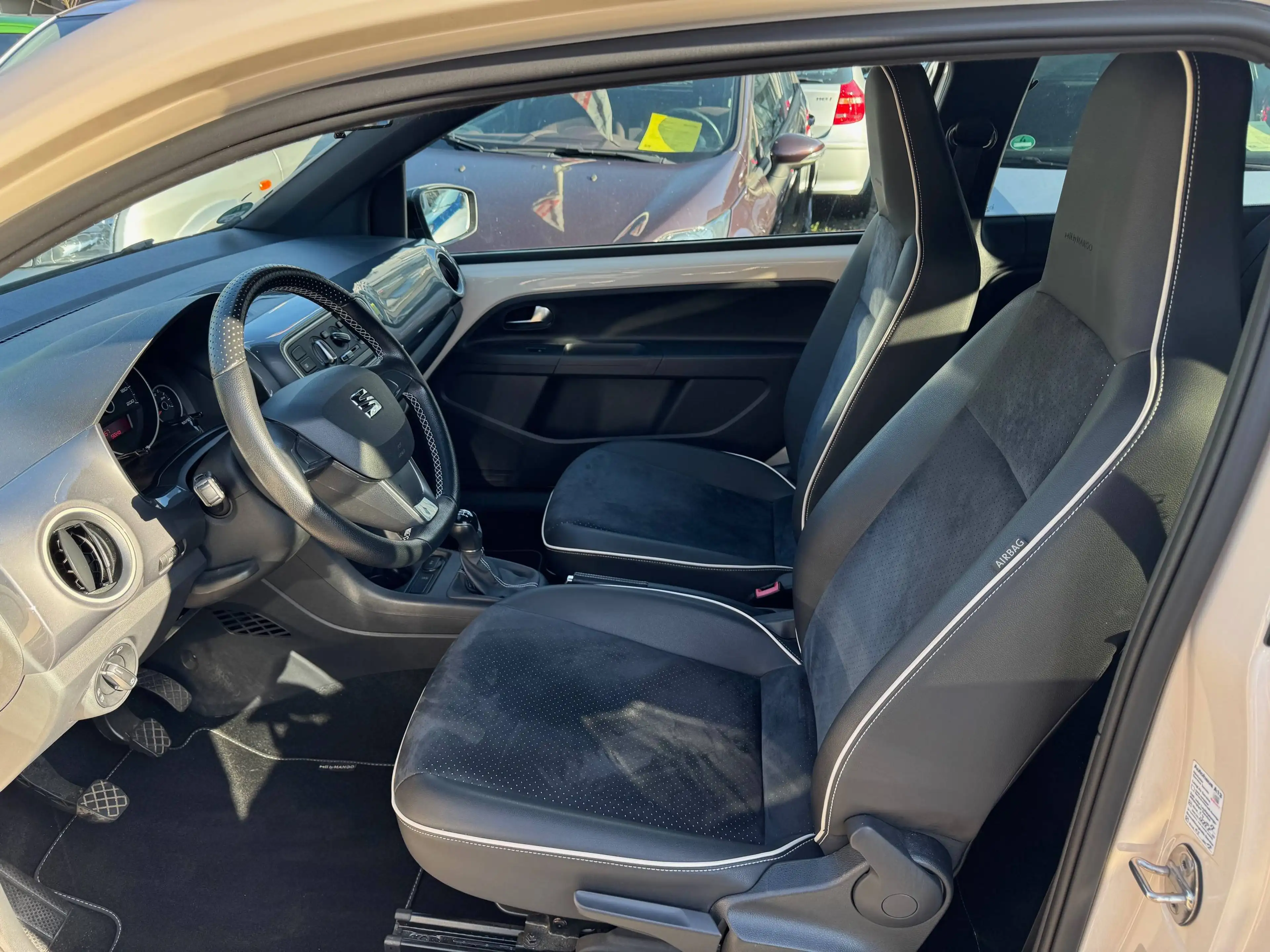 SEAT Mii By Mango, *PDC, SHZ, Teilleder* TÜV NEU — photo 3