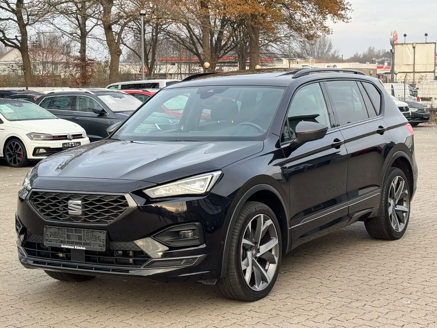 SEAT Tarraco FR 4Drive 2.0 TDI °PANO°RFK°KEYLESS°ACC° Schwarz - 1