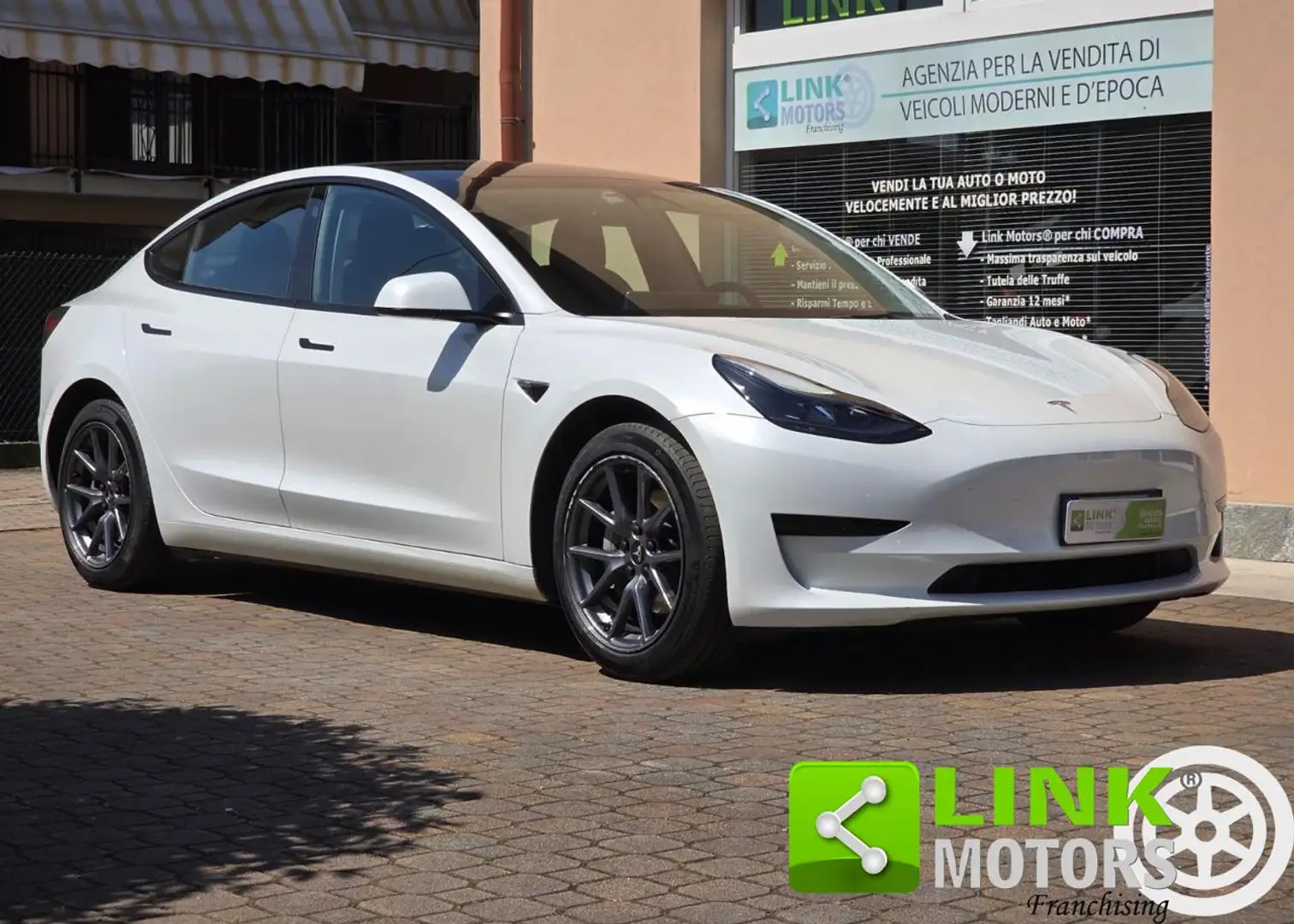 Tesla Model 3 RWD 325 CV Standard NEOPATENTATI Bianco - 1