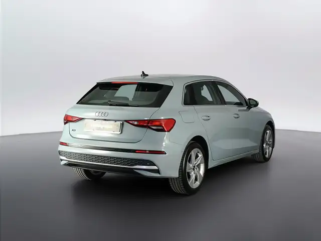Audi A3 view 4