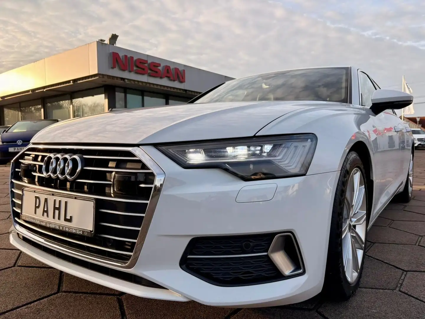 Audi A6 Lim. 50 TDI quattro 3x S line NAVI MATRIX B&O Weiß - 1