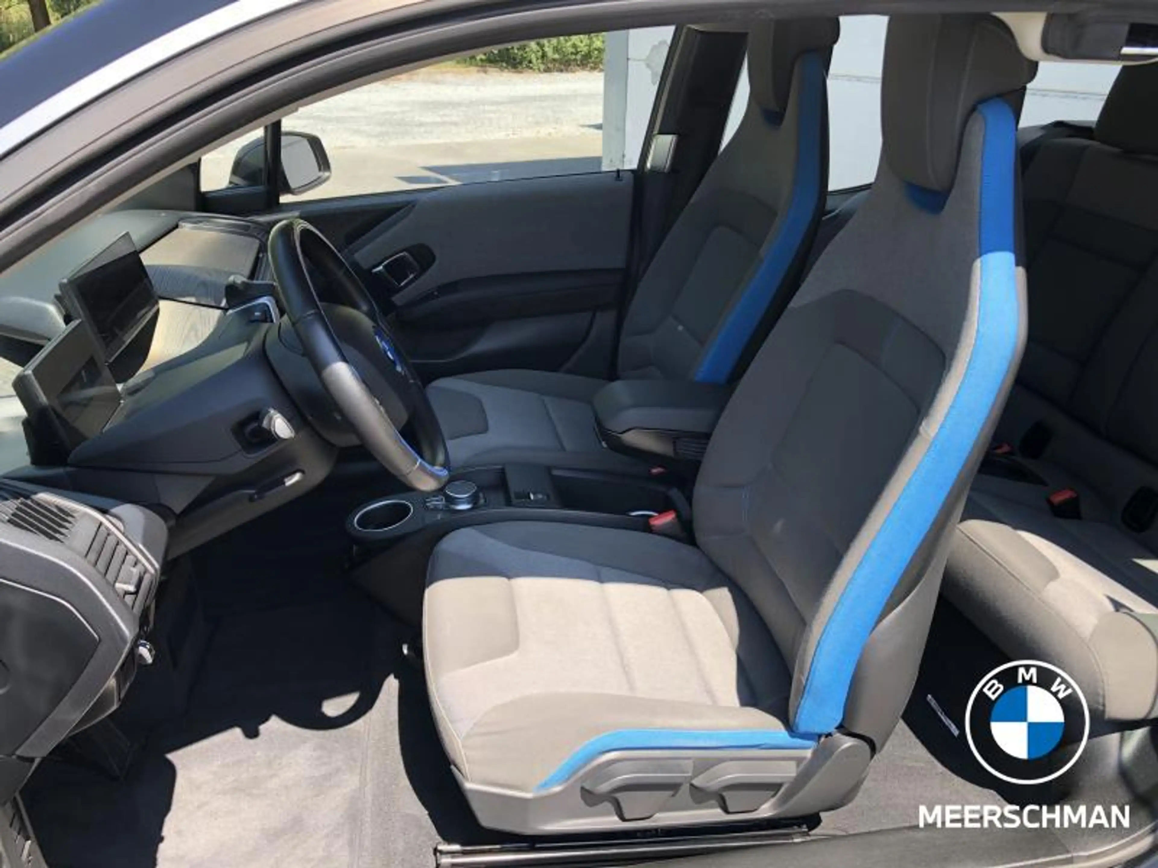 BMW i3 120Ah navipro dab alarm — photo 11