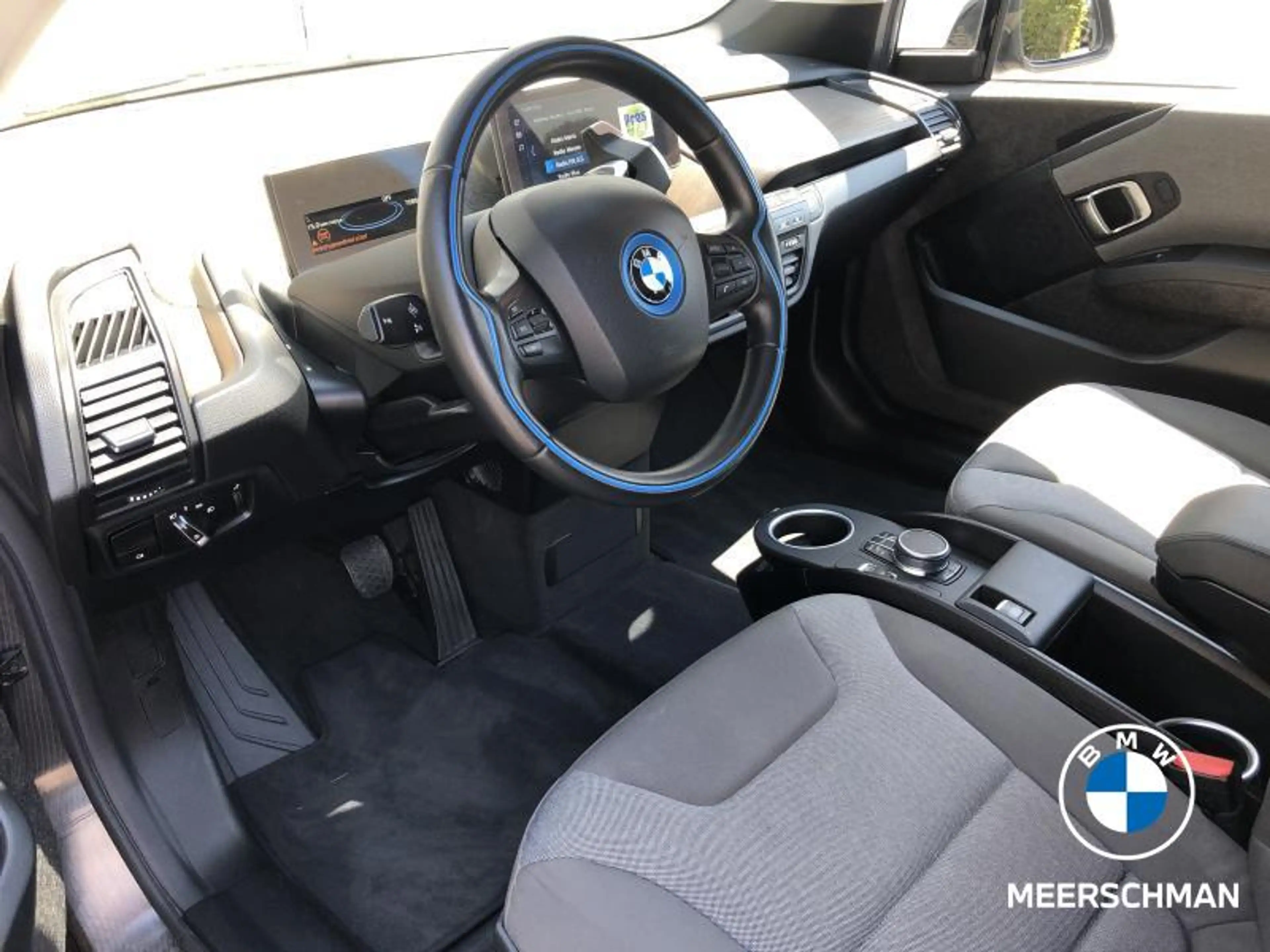 BMW i3 120Ah navipro dab alarm — photo 6