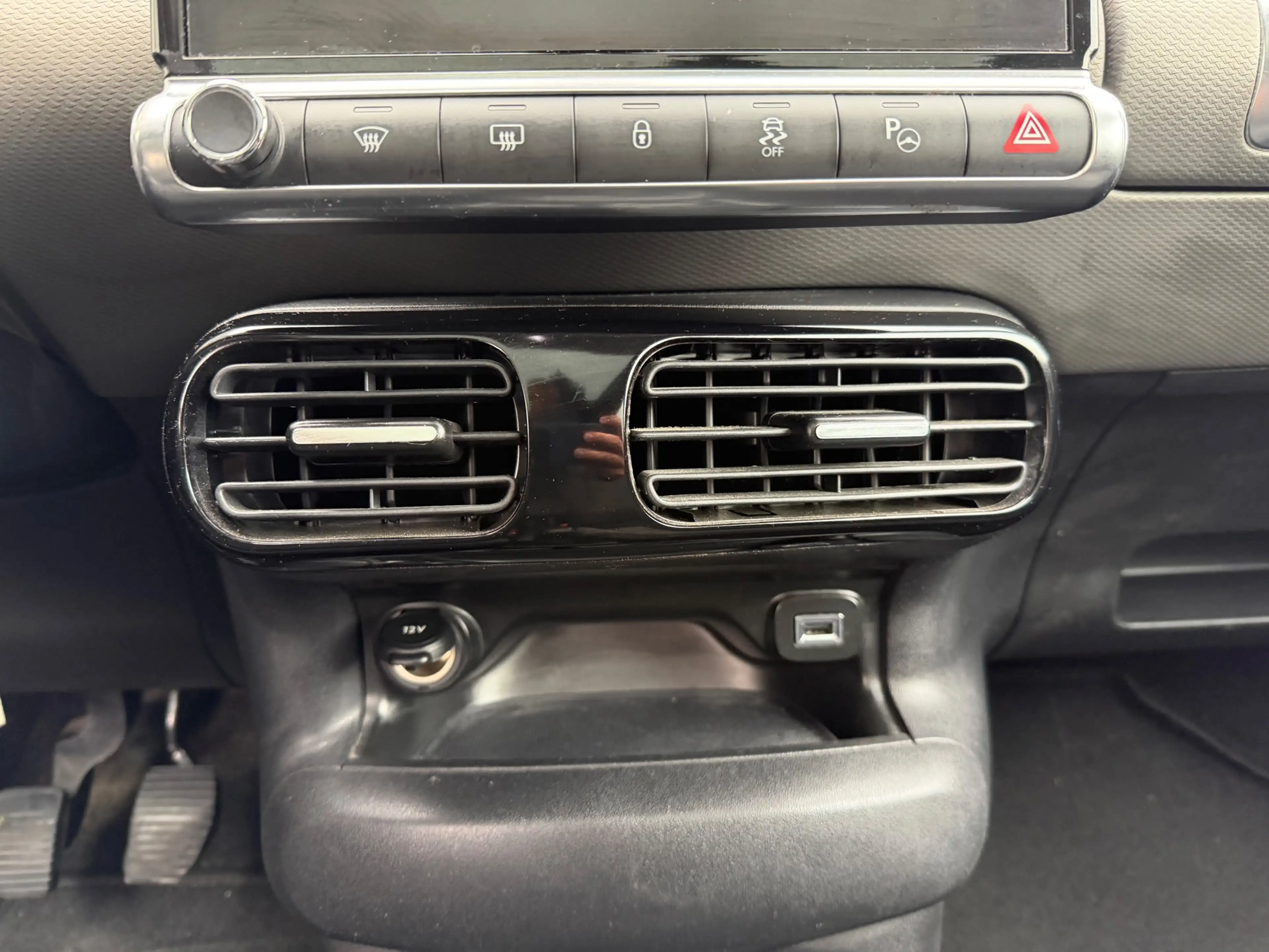 Citroen C4 Cactus 1.2 PureTech Business NEW-DISTRIBUTIE.PANO.CRUISE! — photo 26