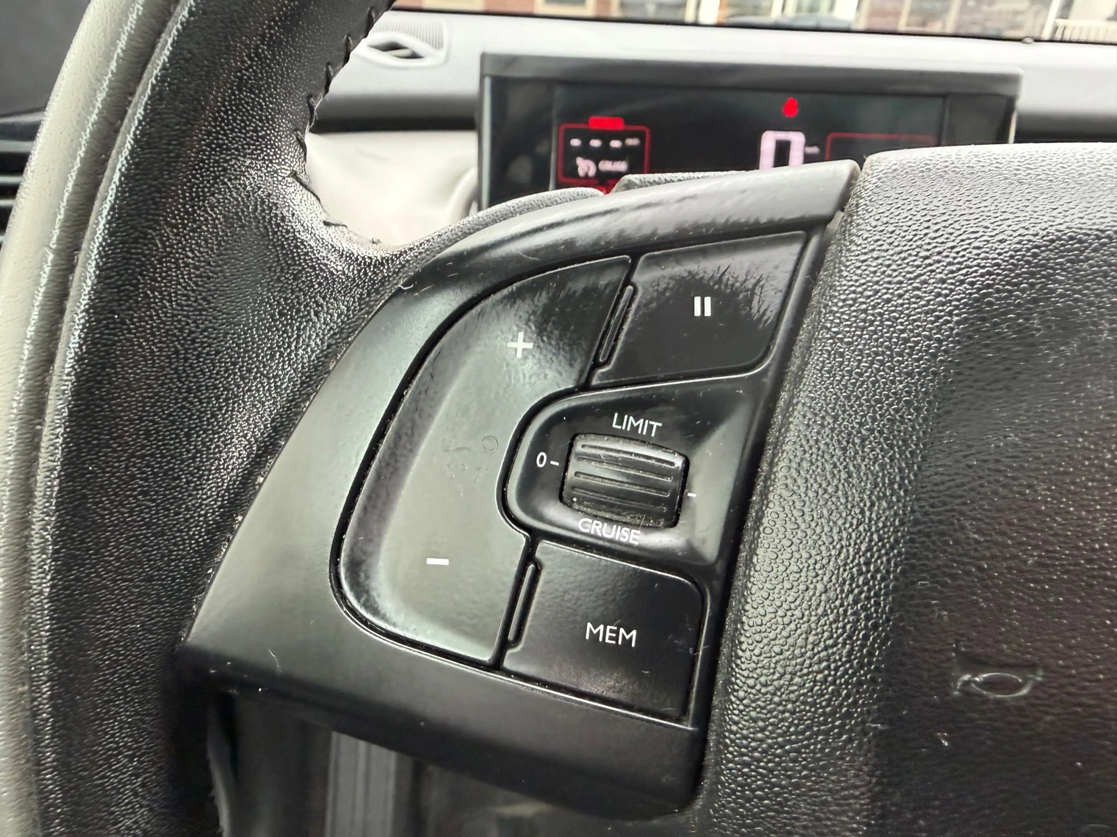 Citroen C4 Cactus 1.2 PureTech Business NEW-DISTRIBUTIE.PANO.CRUISE! — photo 29