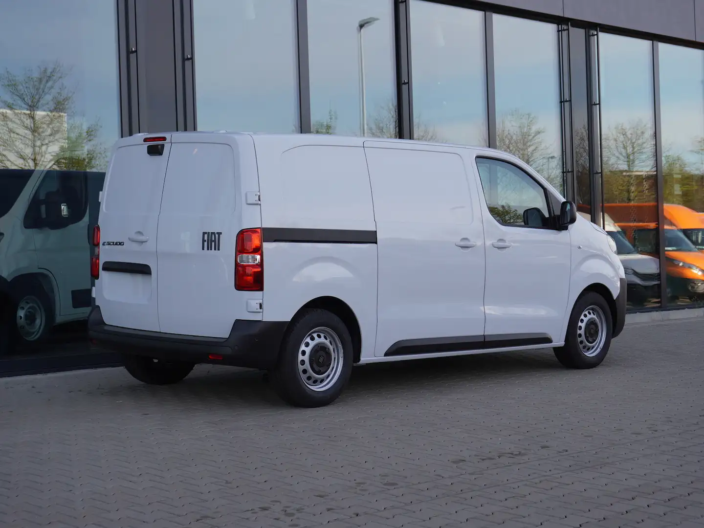 Fiat Scudo L2 / 75 kW/h / Vollausstattung Weiß - 2
