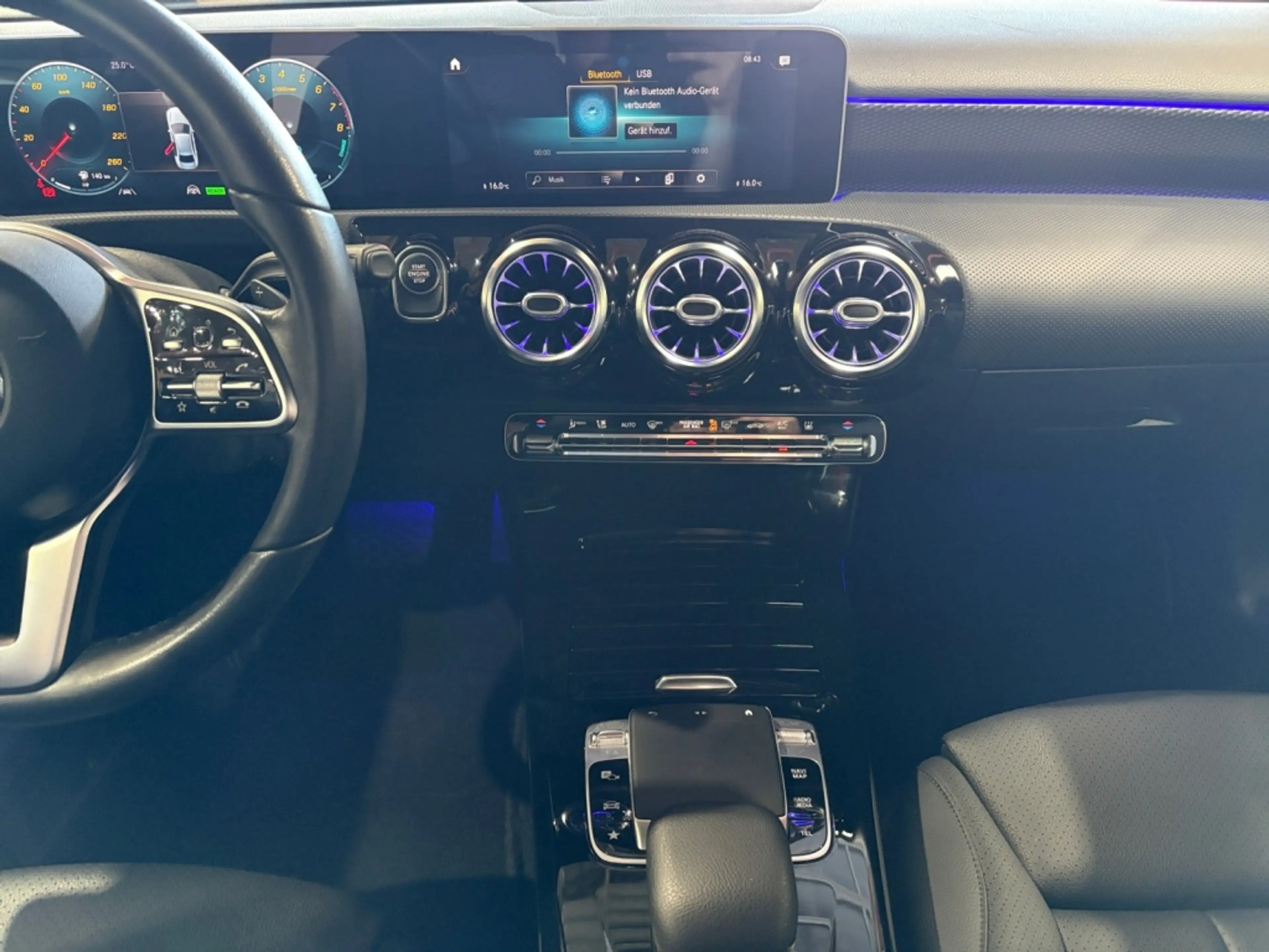 Mercedes-Benz A 250 e Lim PROGRESSIVE|MBEAM|DISTR|KAM|AMBI|SHZ — photo 13