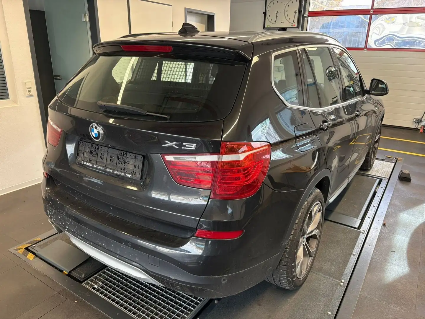 BMW X3 xDrive 30d xLine/PANORAMA-DACH/KAMERA/SHZ/ Nero - 2