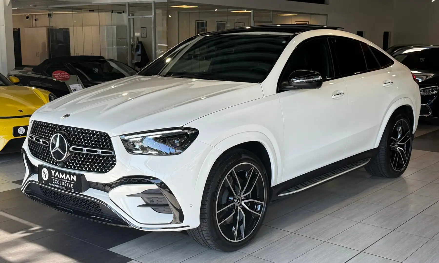 Mercedes-Benz GLE 300 d 4Matic Coupe AMG*Pano*HuD*Luftf.*Night Alb - 2