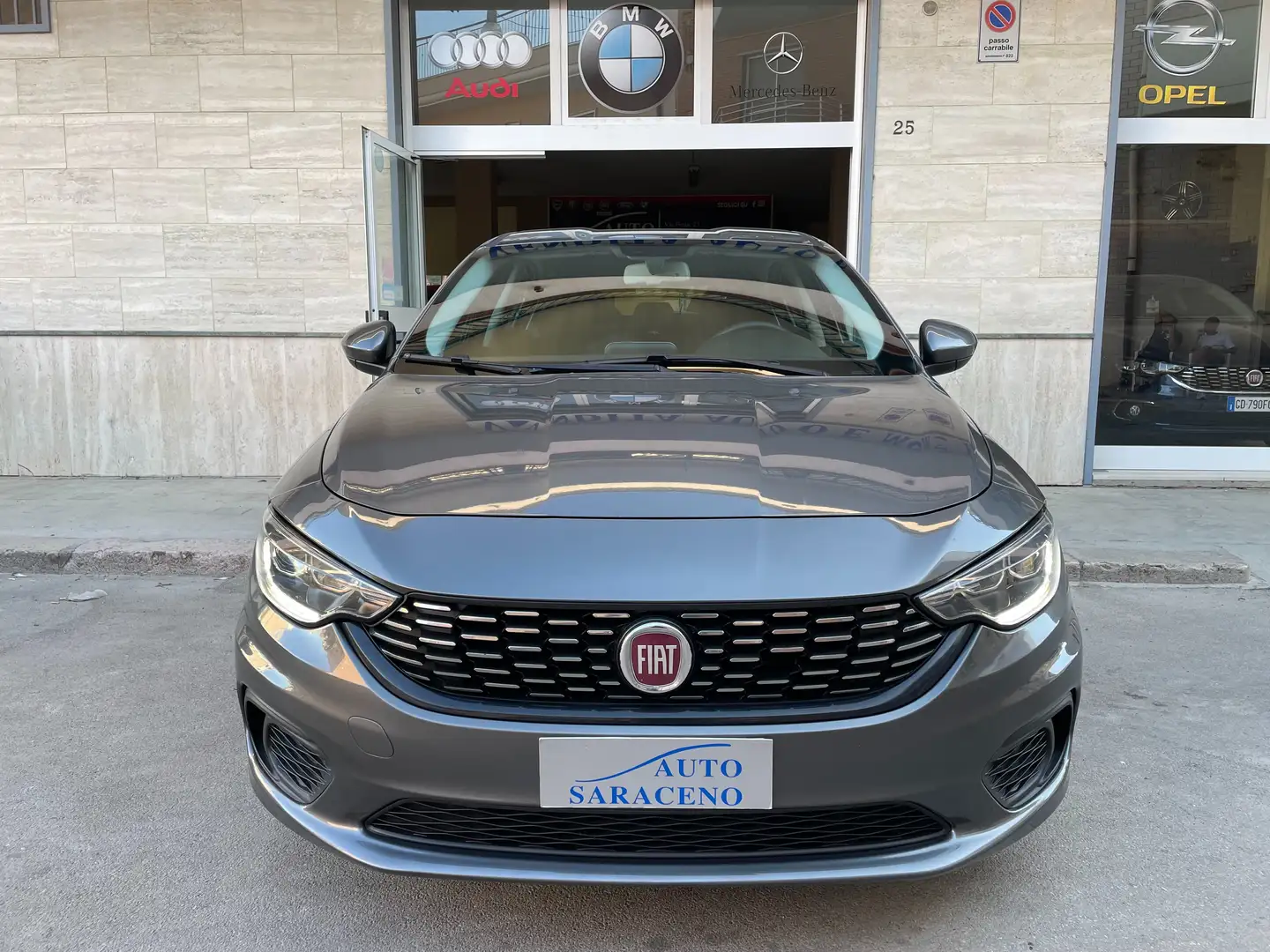 Fiat Tipo 5P. 1.3 mjt 95CV Lounge +CAMERA Grigio - 2