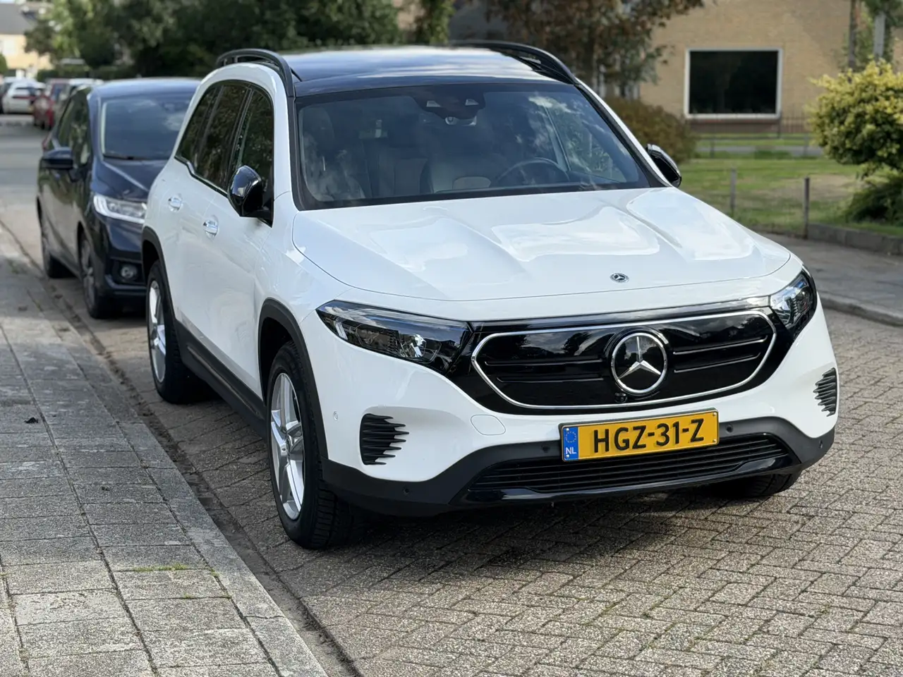 Mercedes-Benz EQB 250
