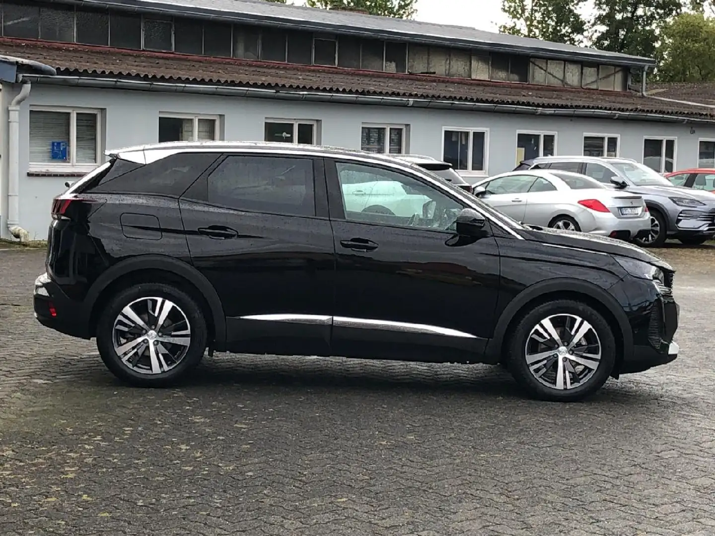 Peugeot 3008 Allure Pack Schwarz - 2