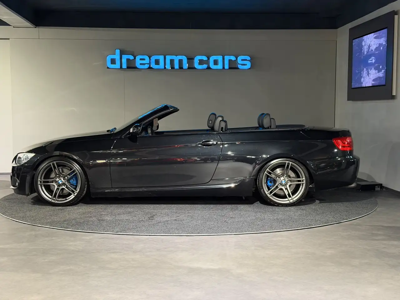 BMW 330 i Cabrio Aut. / M Paket / wenig Km / Top Austattu Bild 15