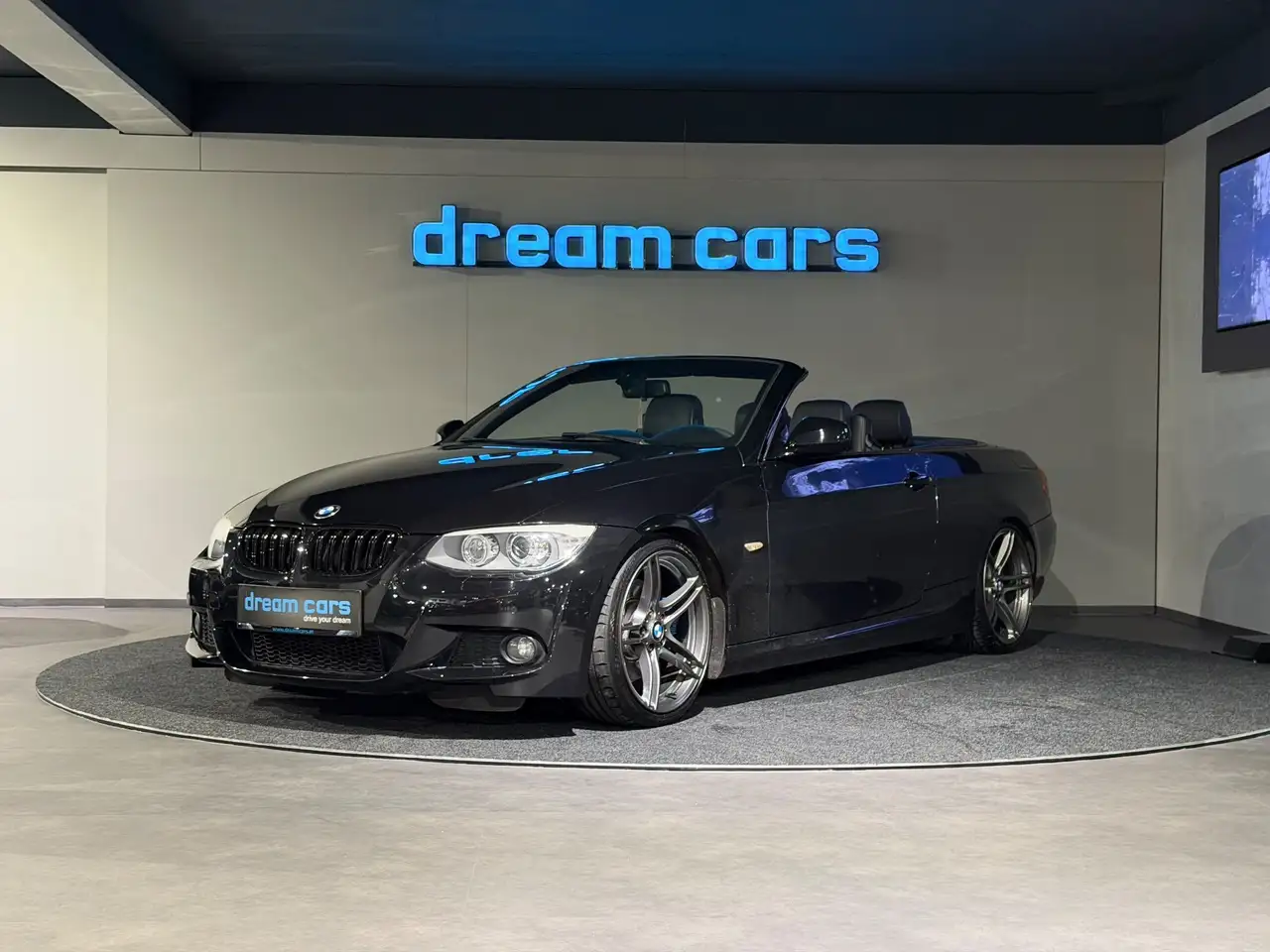 BMW 330 i Cabrio Aut. / M Paket / wenig Km / Top Austattu Bild 17