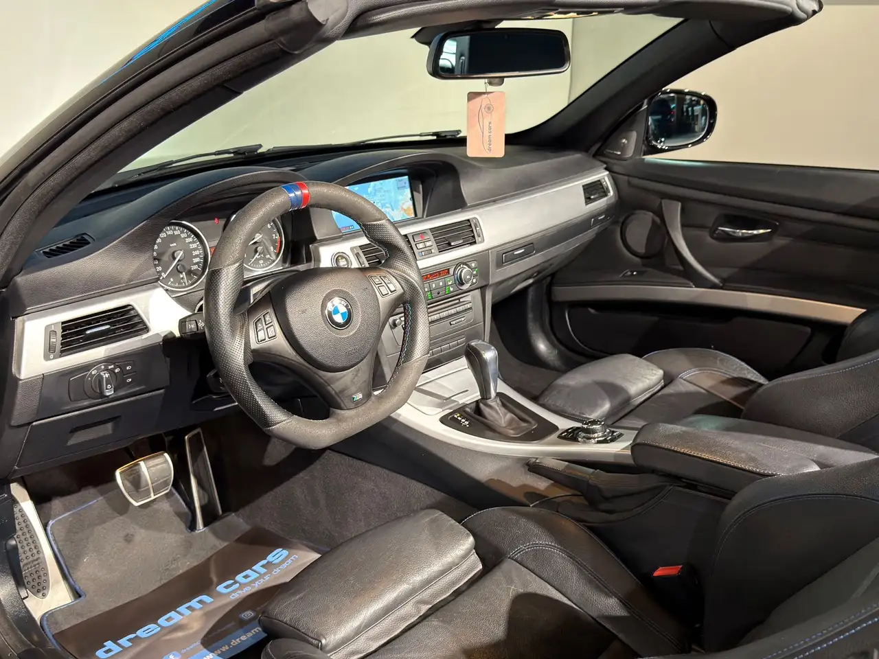 BMW 330 i Cabrio Aut. / M Paket / wenig Km / Top Austattu Bild 20