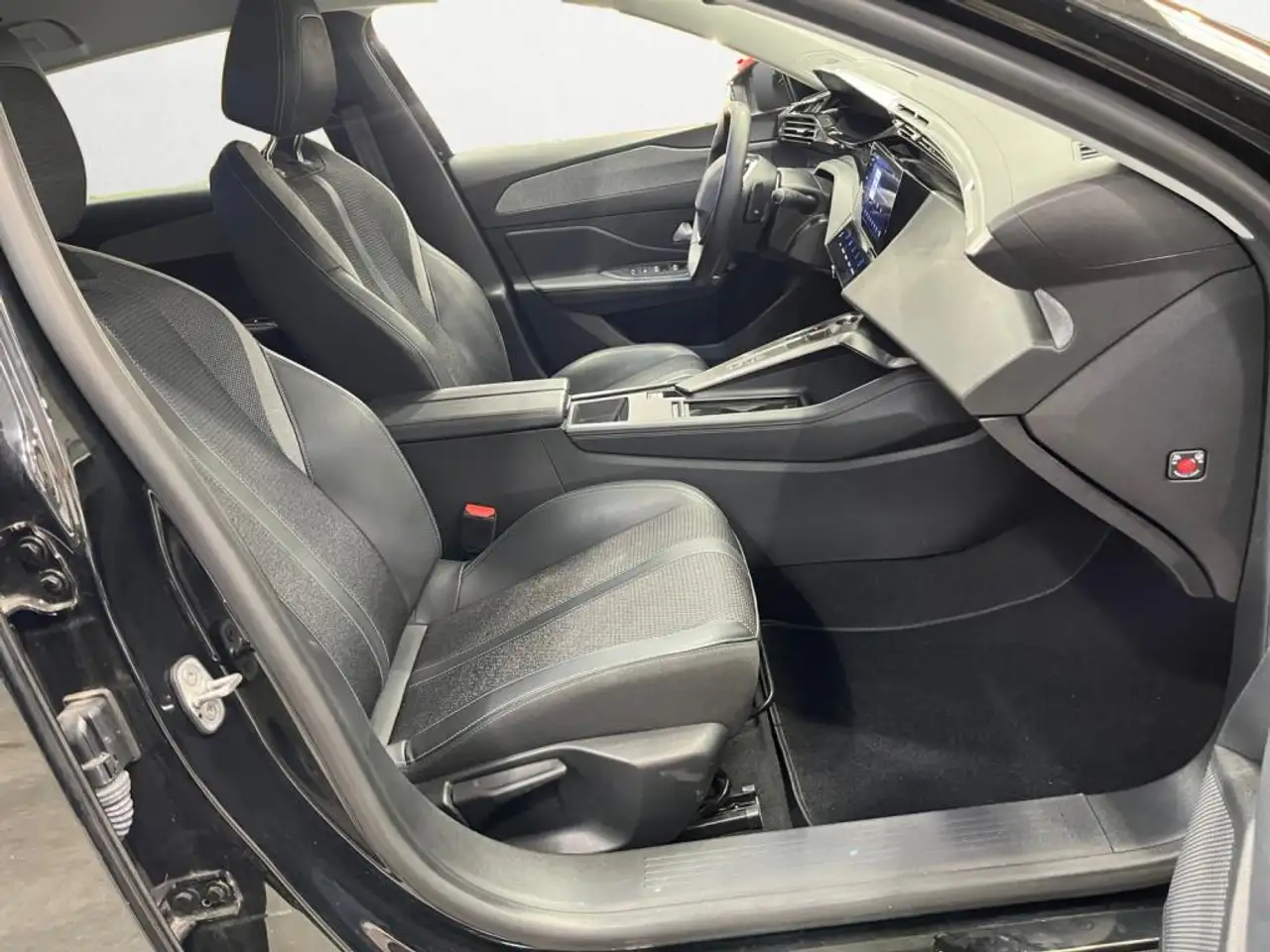 Peugeot 308 308 SW — photo 11