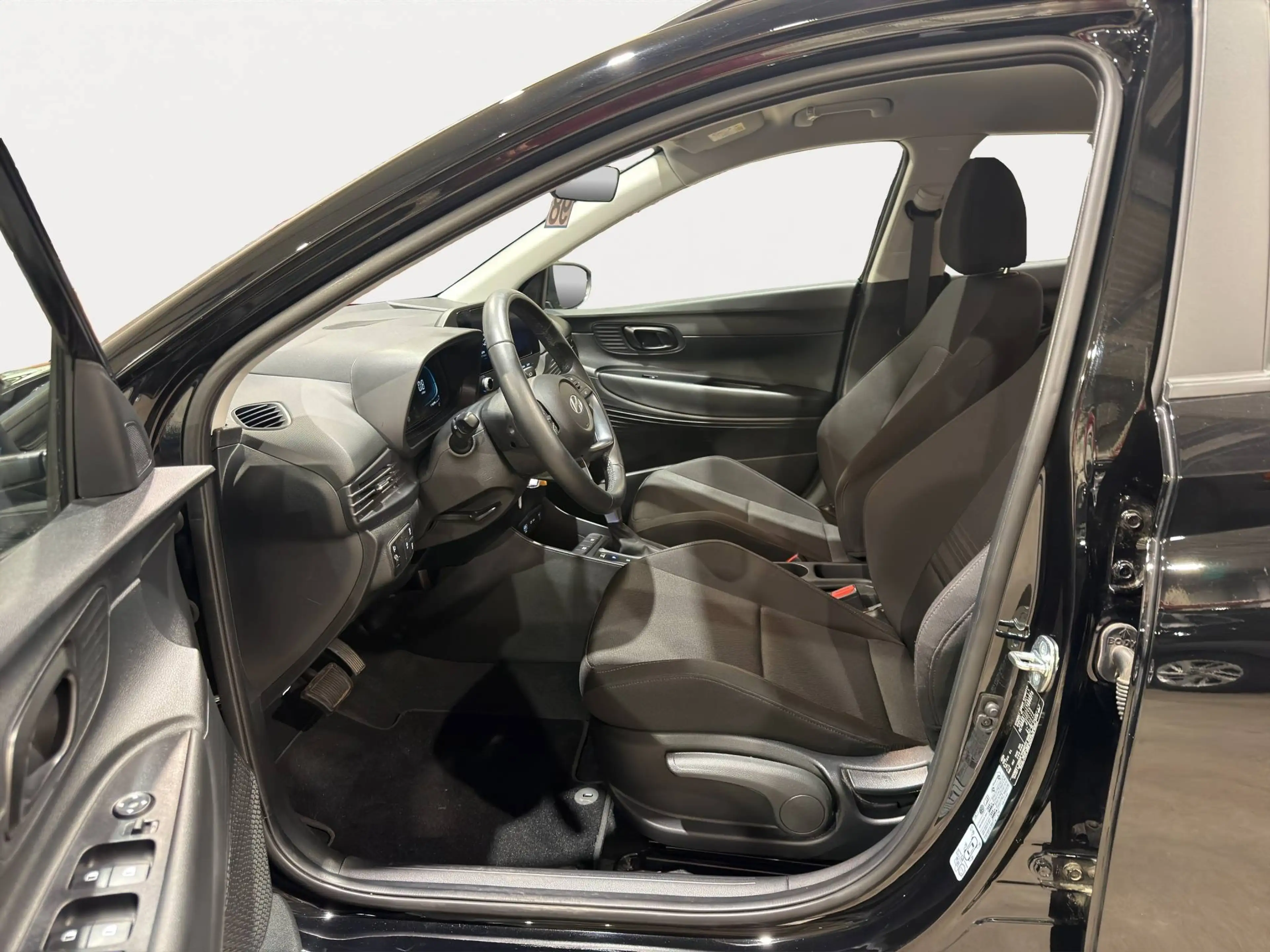 Hyundai BAYON Bayon 1.0 T-GDi Twist DCT Twist — photo 9