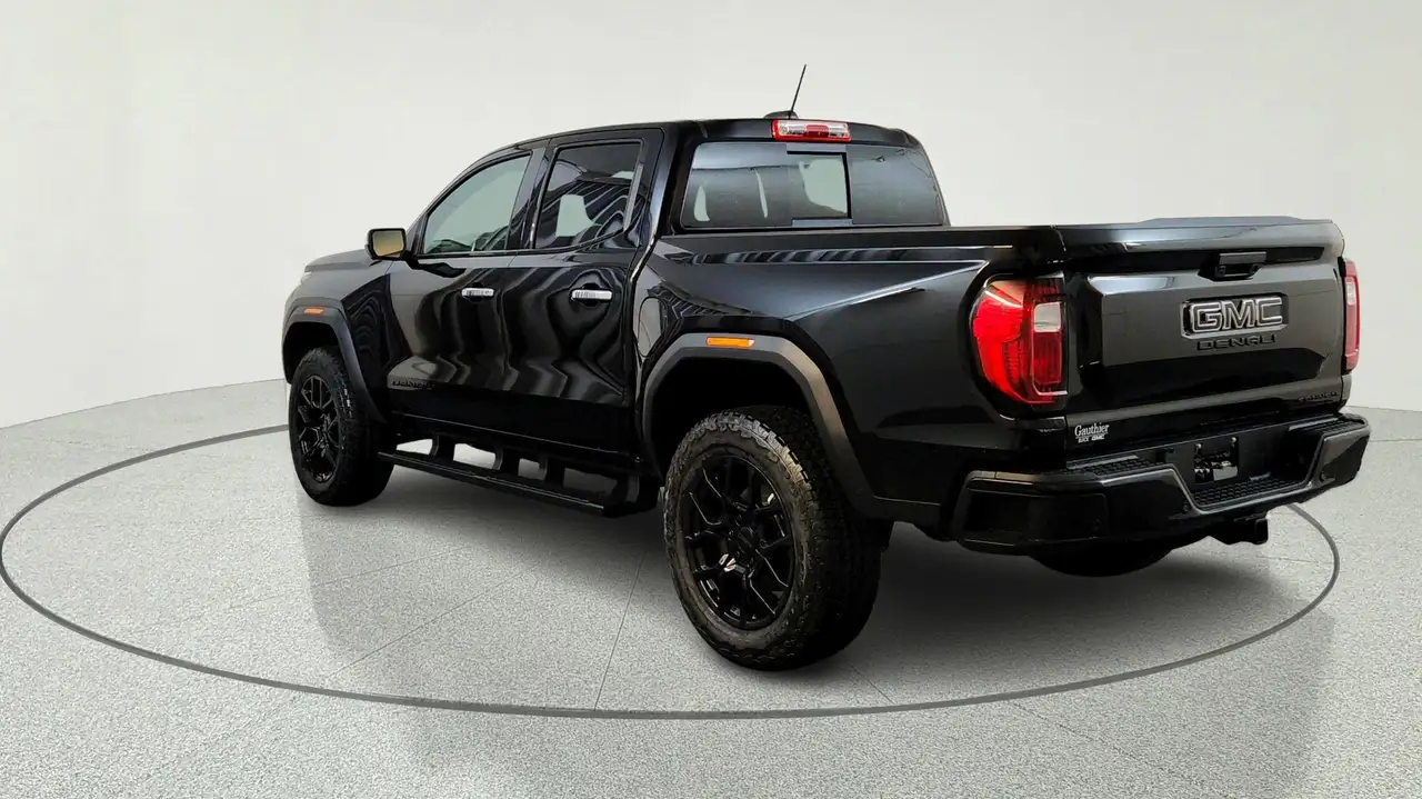 GMC Canyon снимка GMC Canyon