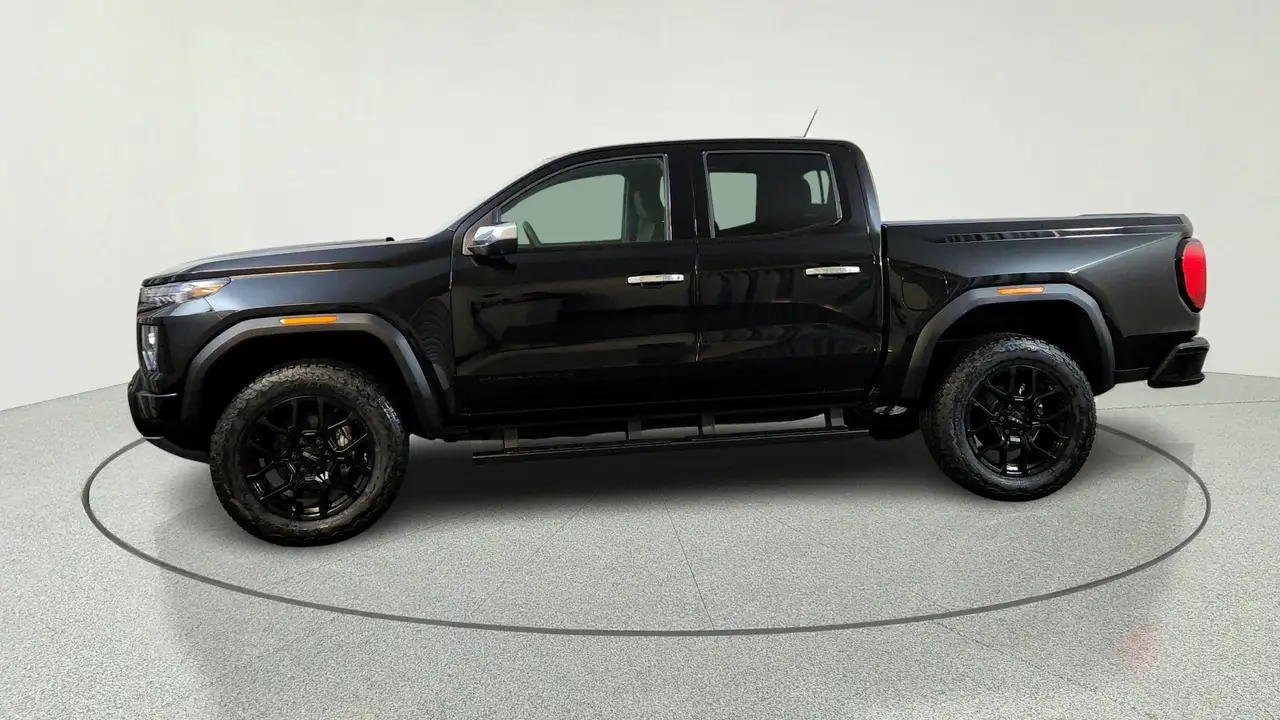 GMC Canyon снимка GMC Canyon