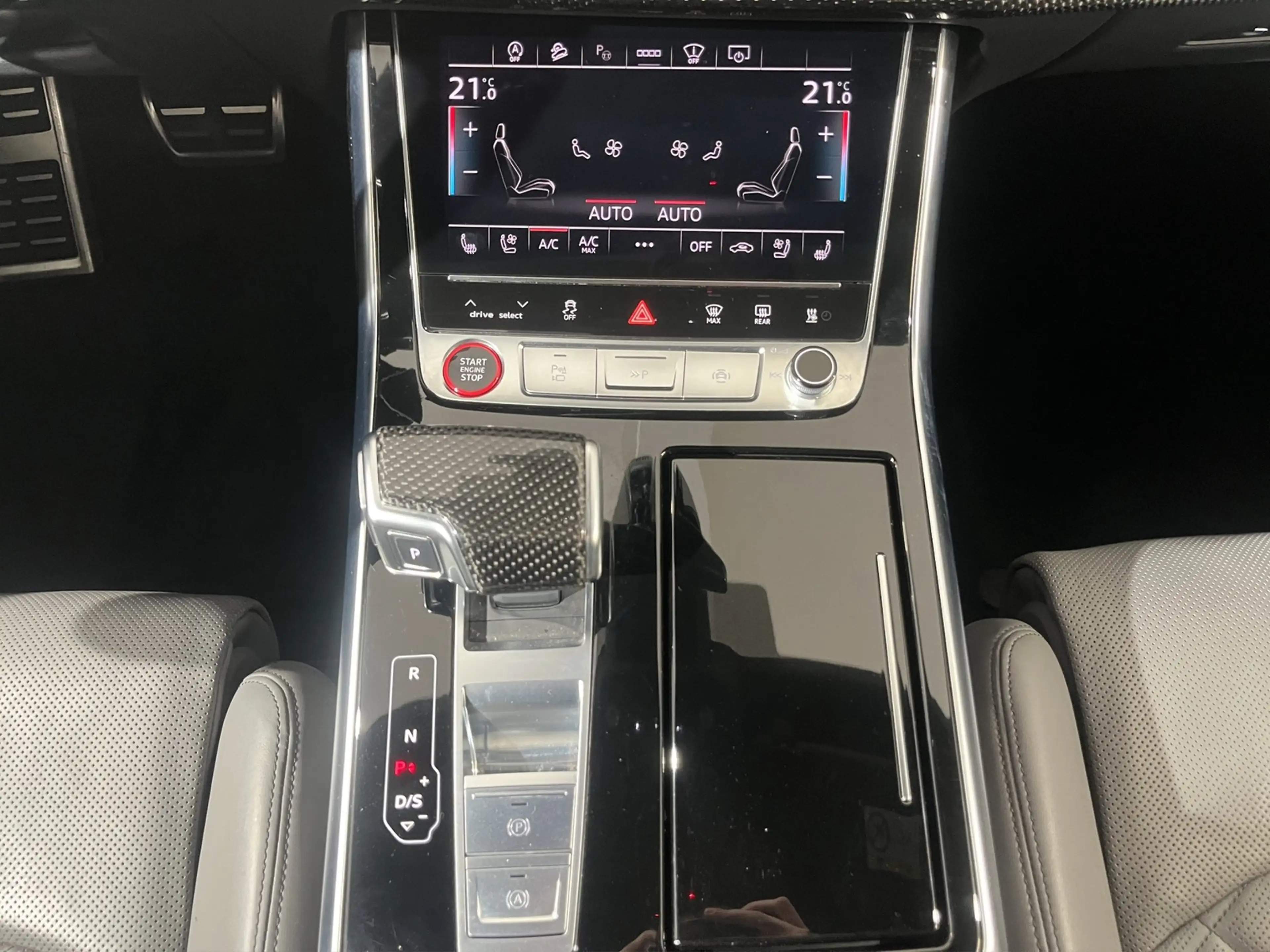 Audi SQ7 4.0 TFSI qu. competition plus STDHZ B&O HUD — photo 15