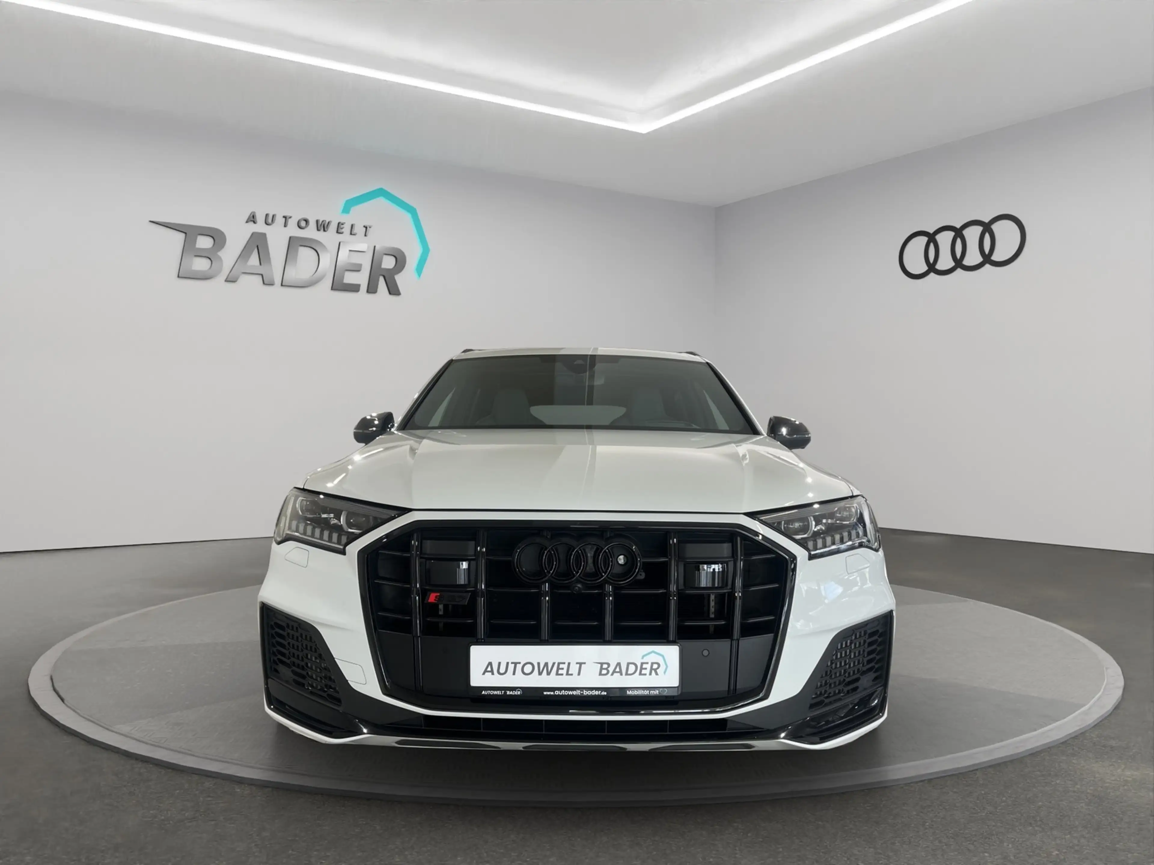 Audi SQ7 4.0 TFSI qu. competition plus STDHZ B&O HUD — photo 2