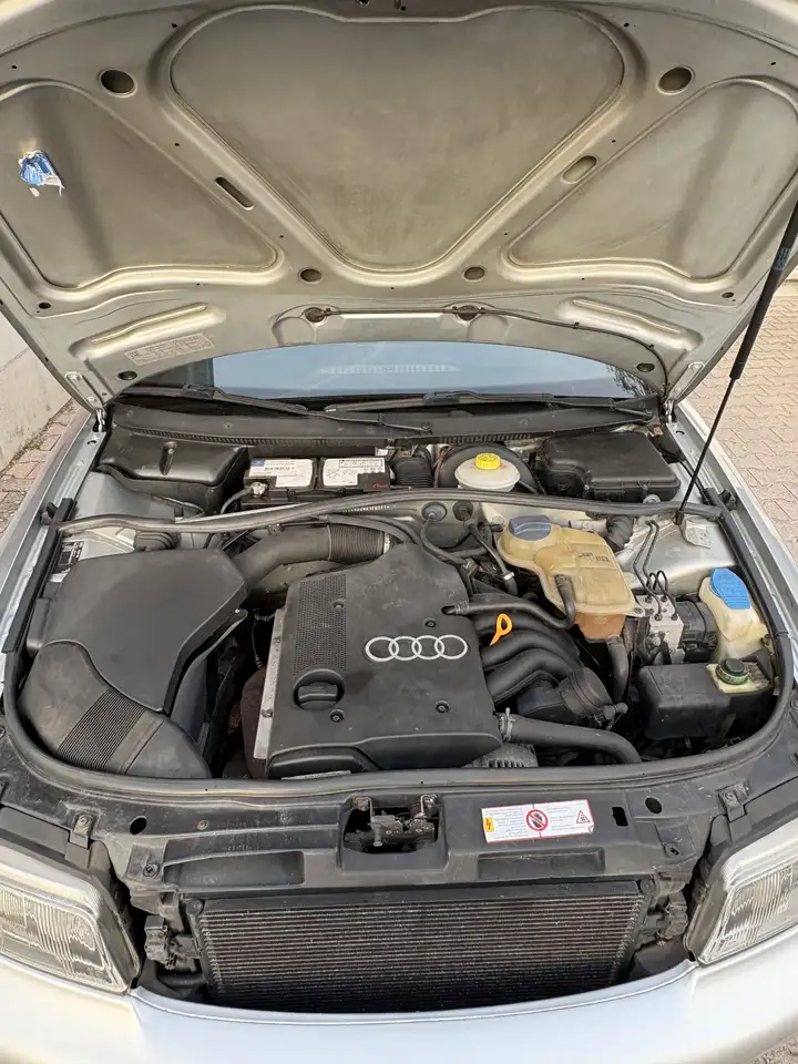Audi A4 1.6, foto 7
