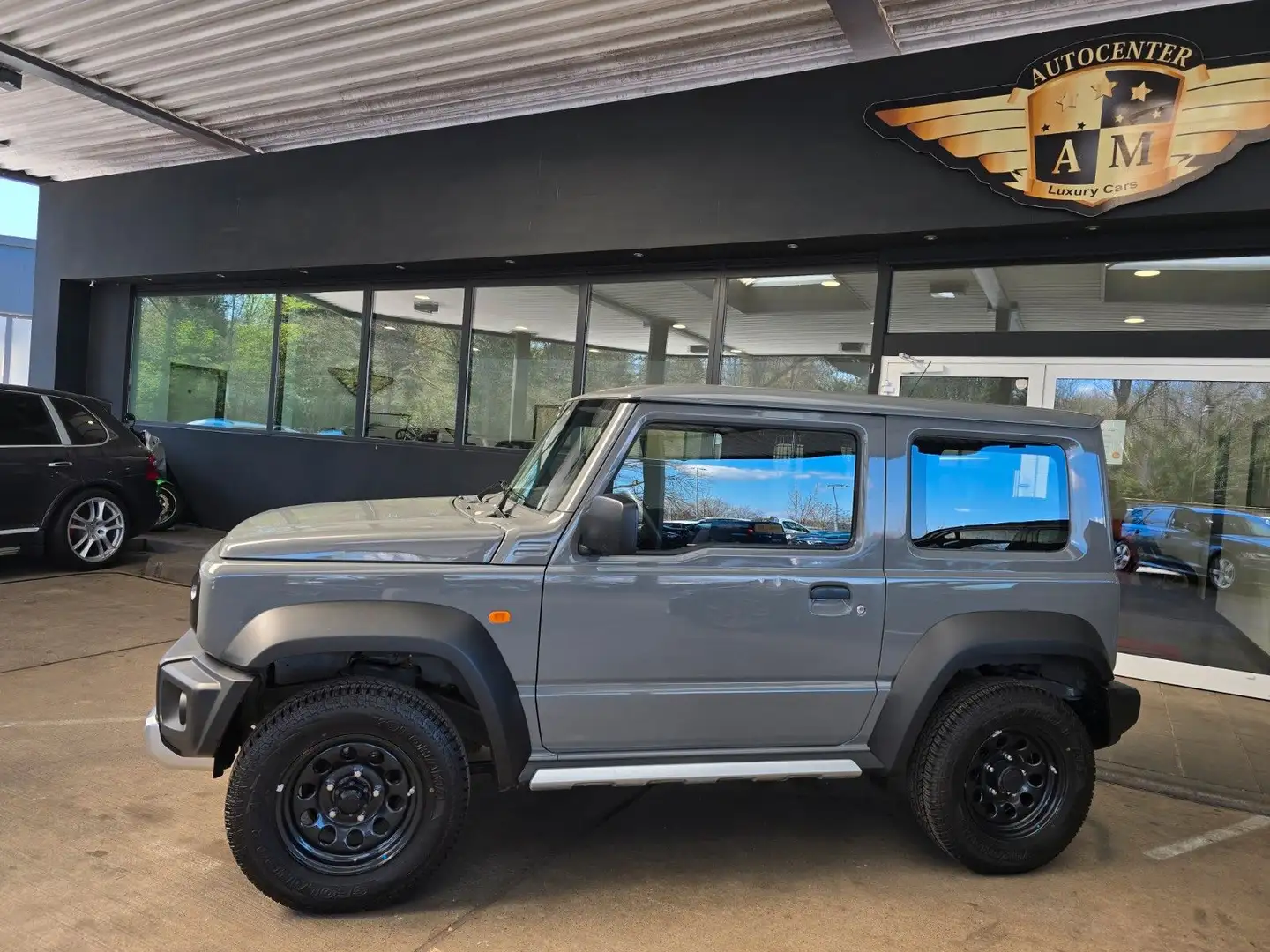 Suzuki Jimny 1.5 Comfort 4WD All-Grip NFZ KLIMA/AHK/SZH Gris - 2