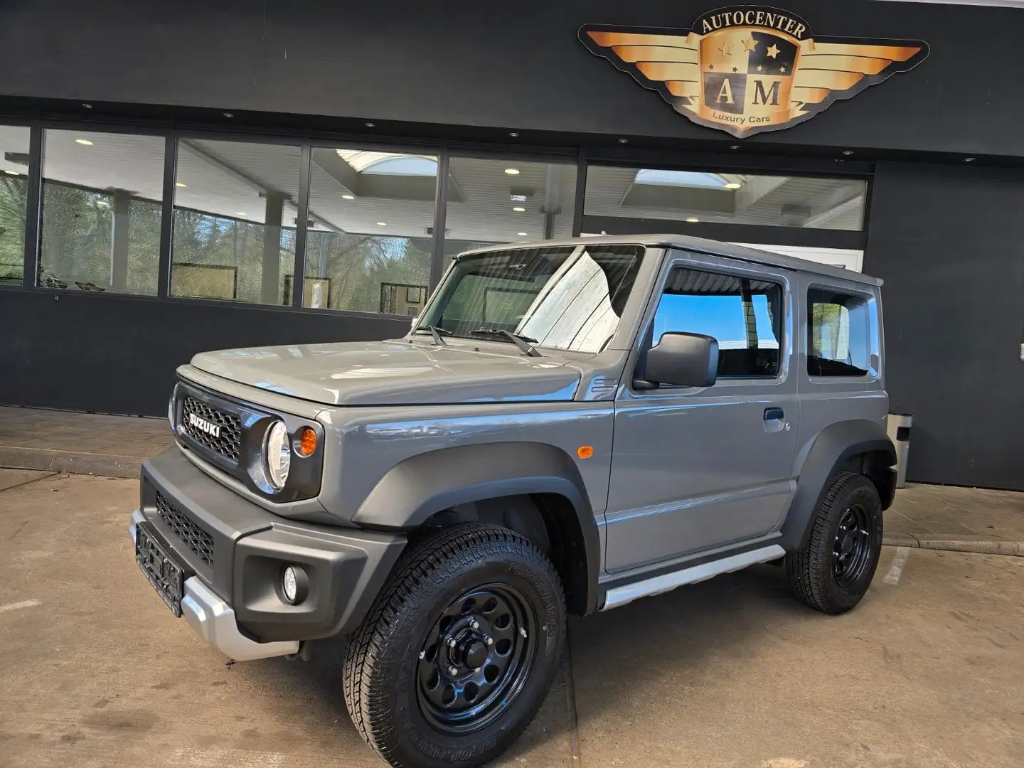 Suzuki Jimny 1.5 Comfort 4WD All-Grip NFZ KLIMA/AHK/SZH Gris - 1