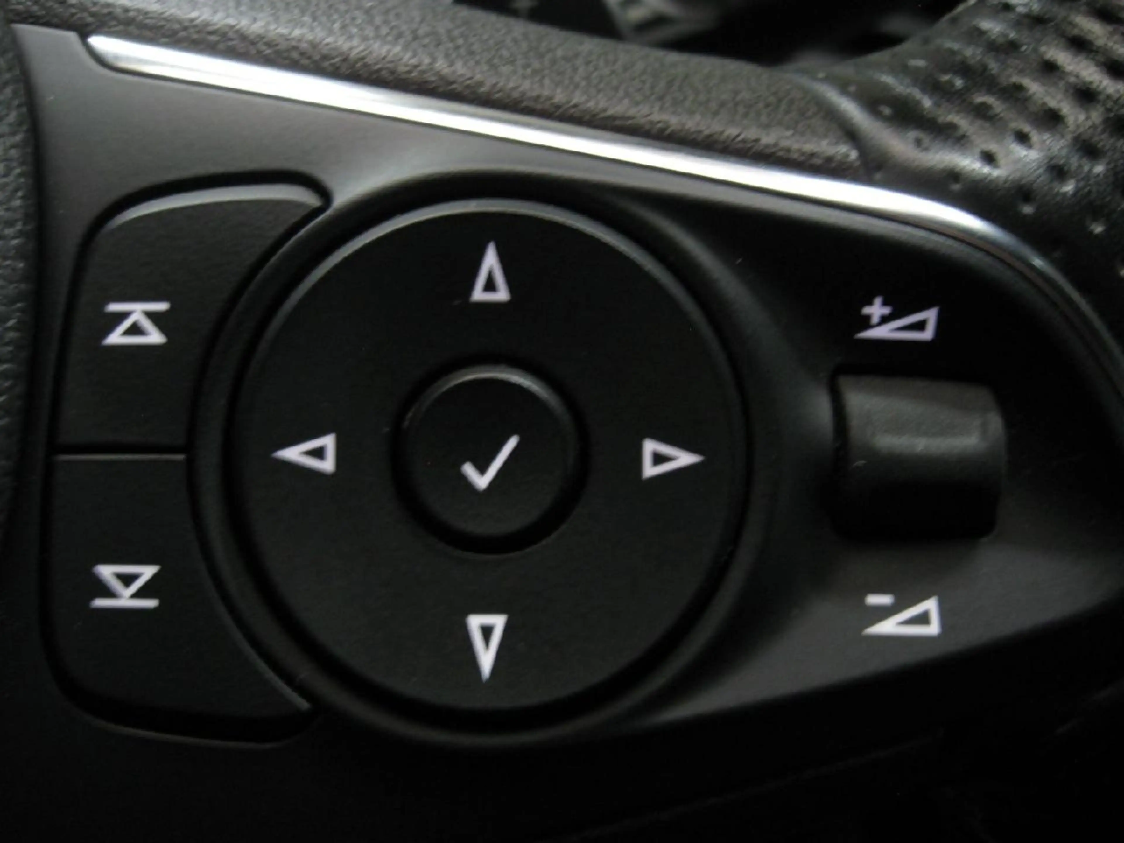 Opel Insignia GSi 4x4 — photo 12