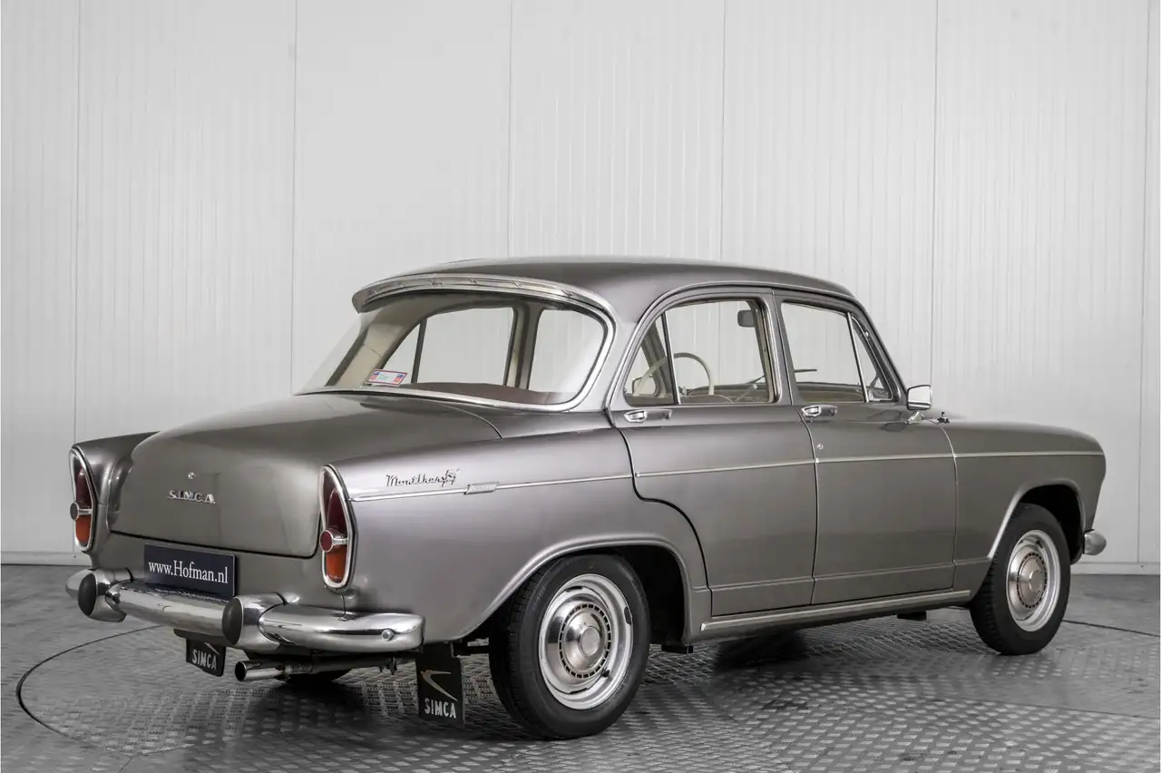 Simca Aronde 1300 Montlhery, foto 2