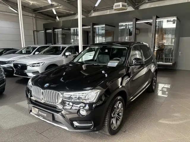 BMW X3 20i xDrive PDC Leder SHZ