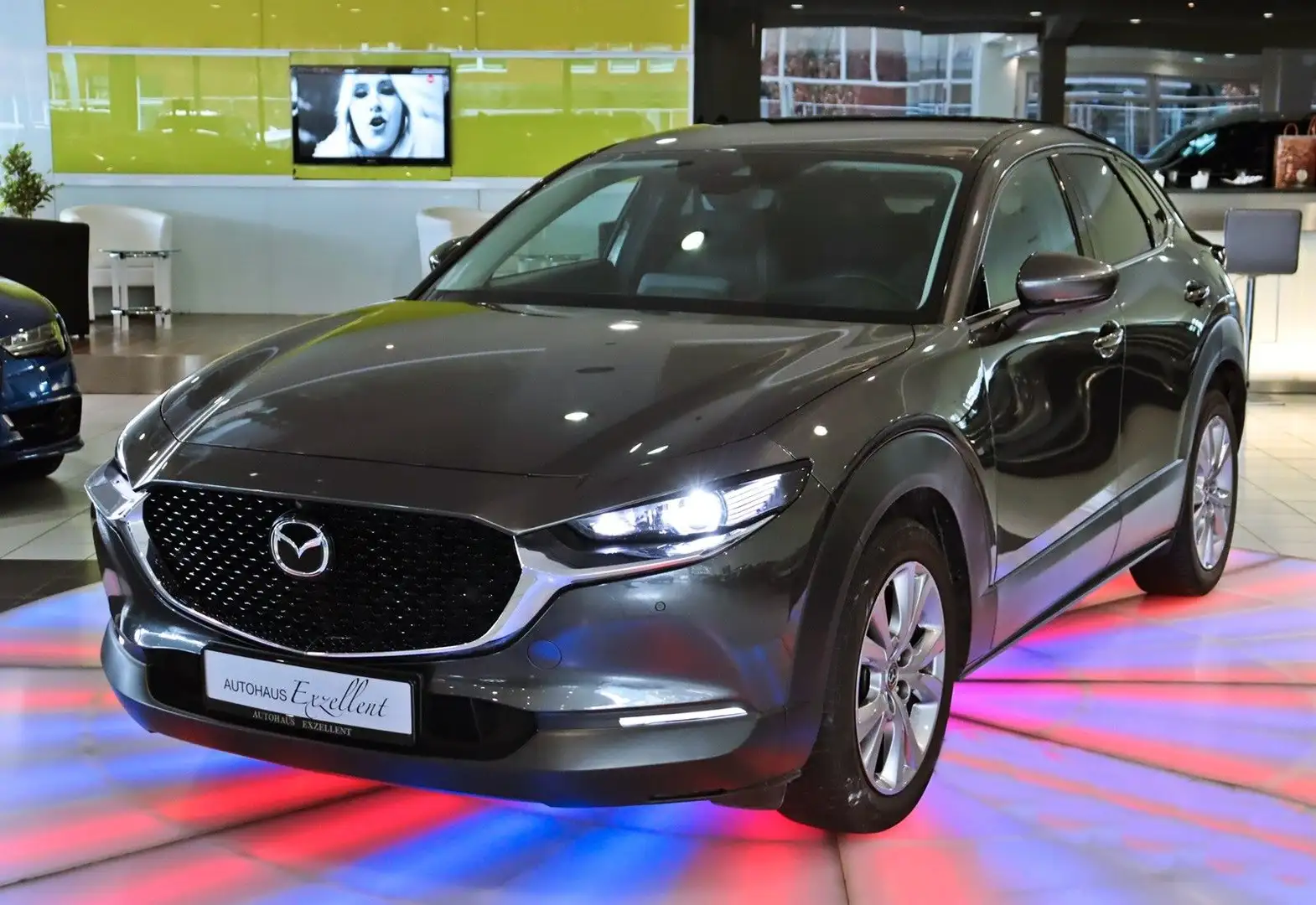 Mazda CX-30 Selection Automatik*HEAD UP*KAMERA*SHZ*LED Grau - 1