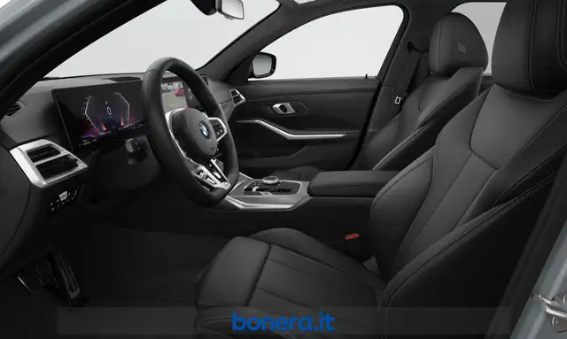 BMW 3 Series view 4