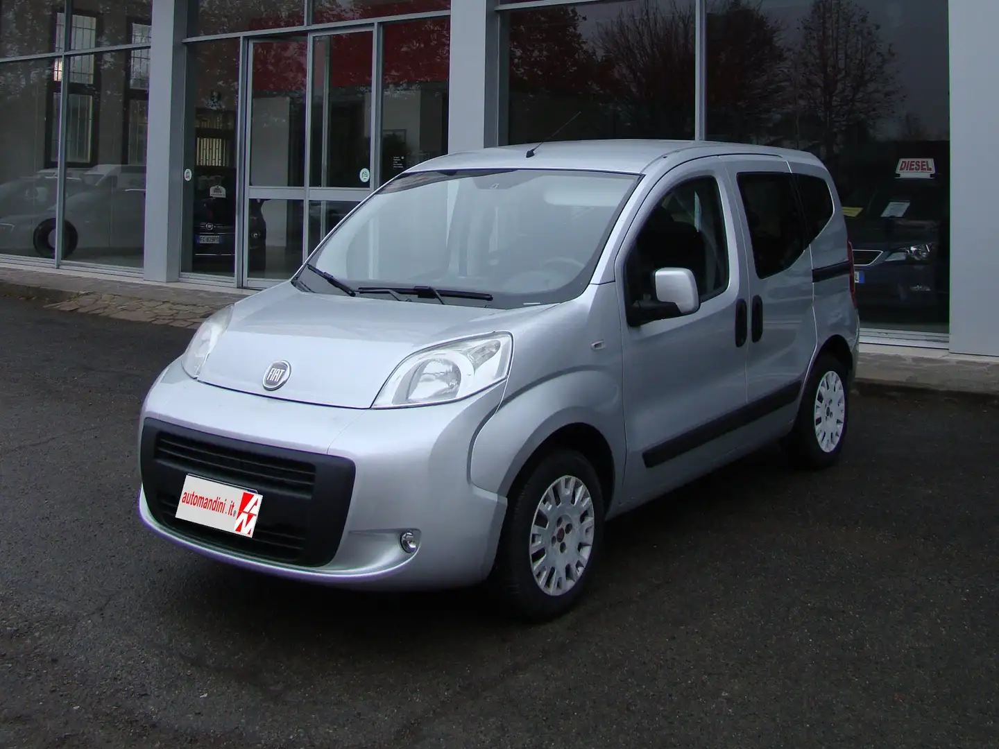 Fiat Qubo Qubo 1.4 8v natural power Dynamic 77cv Argento - 2