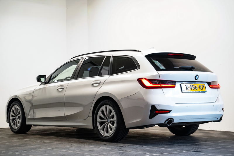 BMW 318 3-serie Touring 318i High Executive|Carplay|Stoelv — photo 2