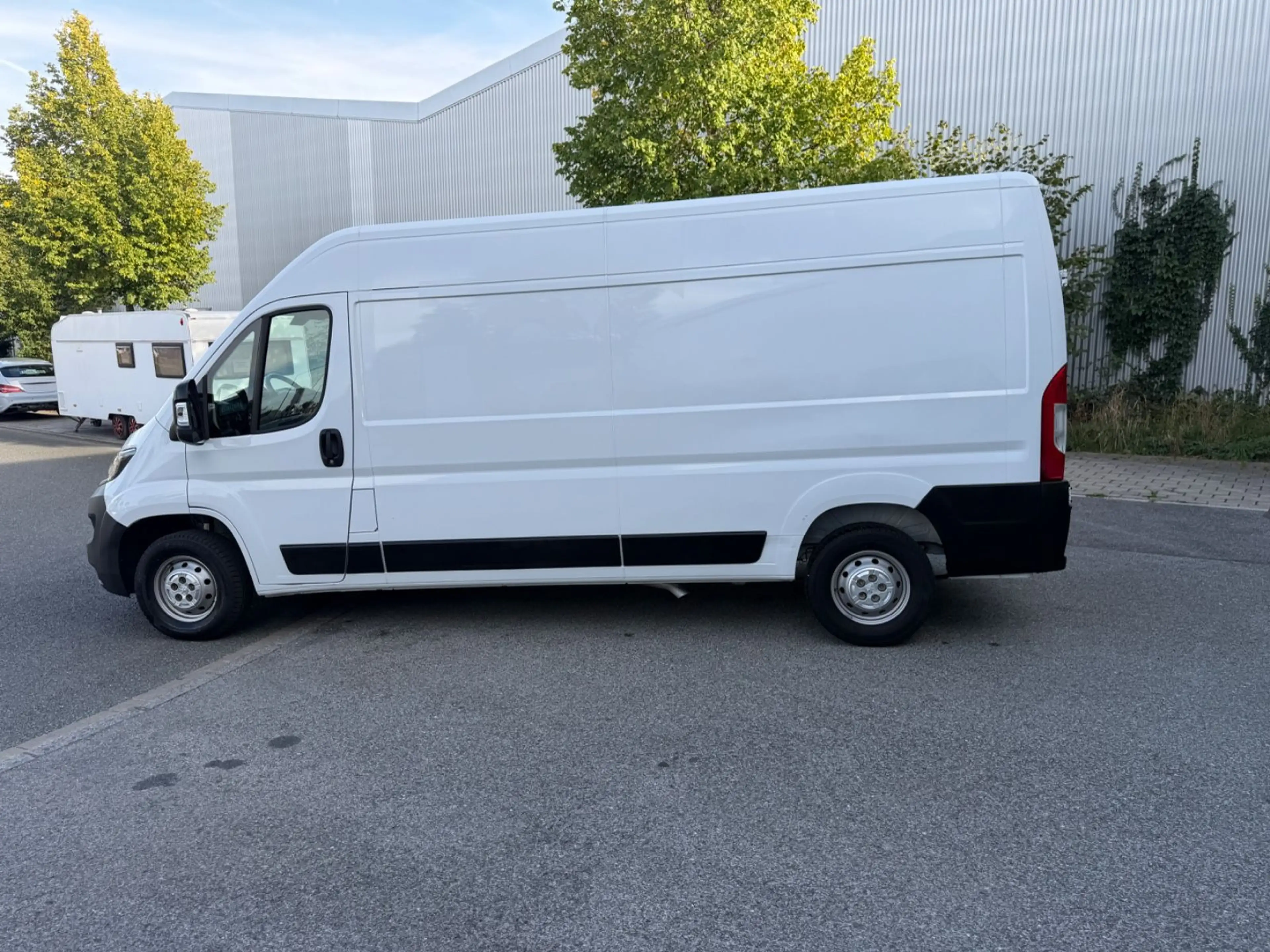 Peugeot Boxer Kasten Hochraum 333 L3H2 BlueHDi 140 Stop& — photo 8