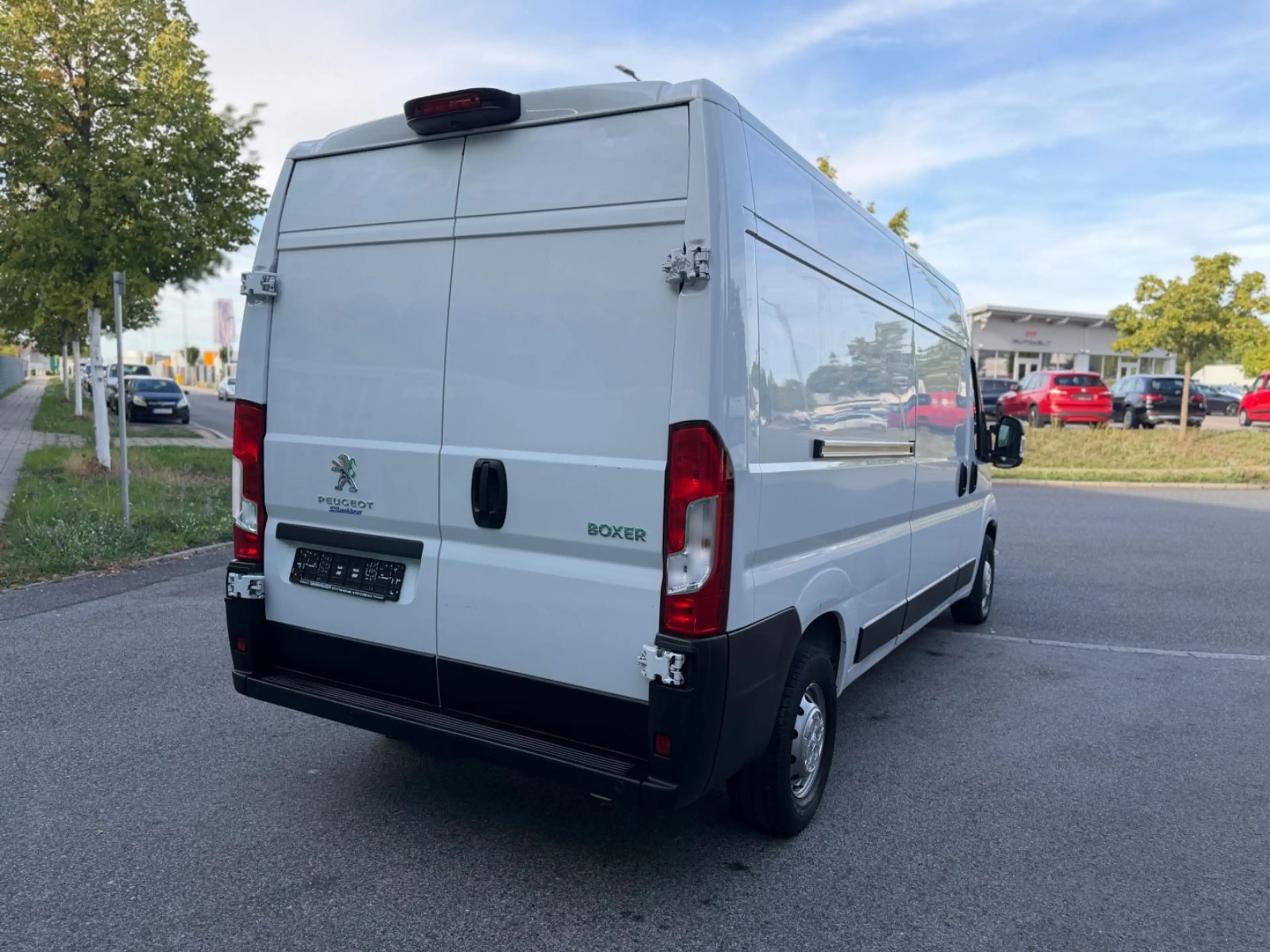 Peugeot Boxer Kasten Hochraum 333 L3H2 BlueHDi 140 Stop& — photo 5