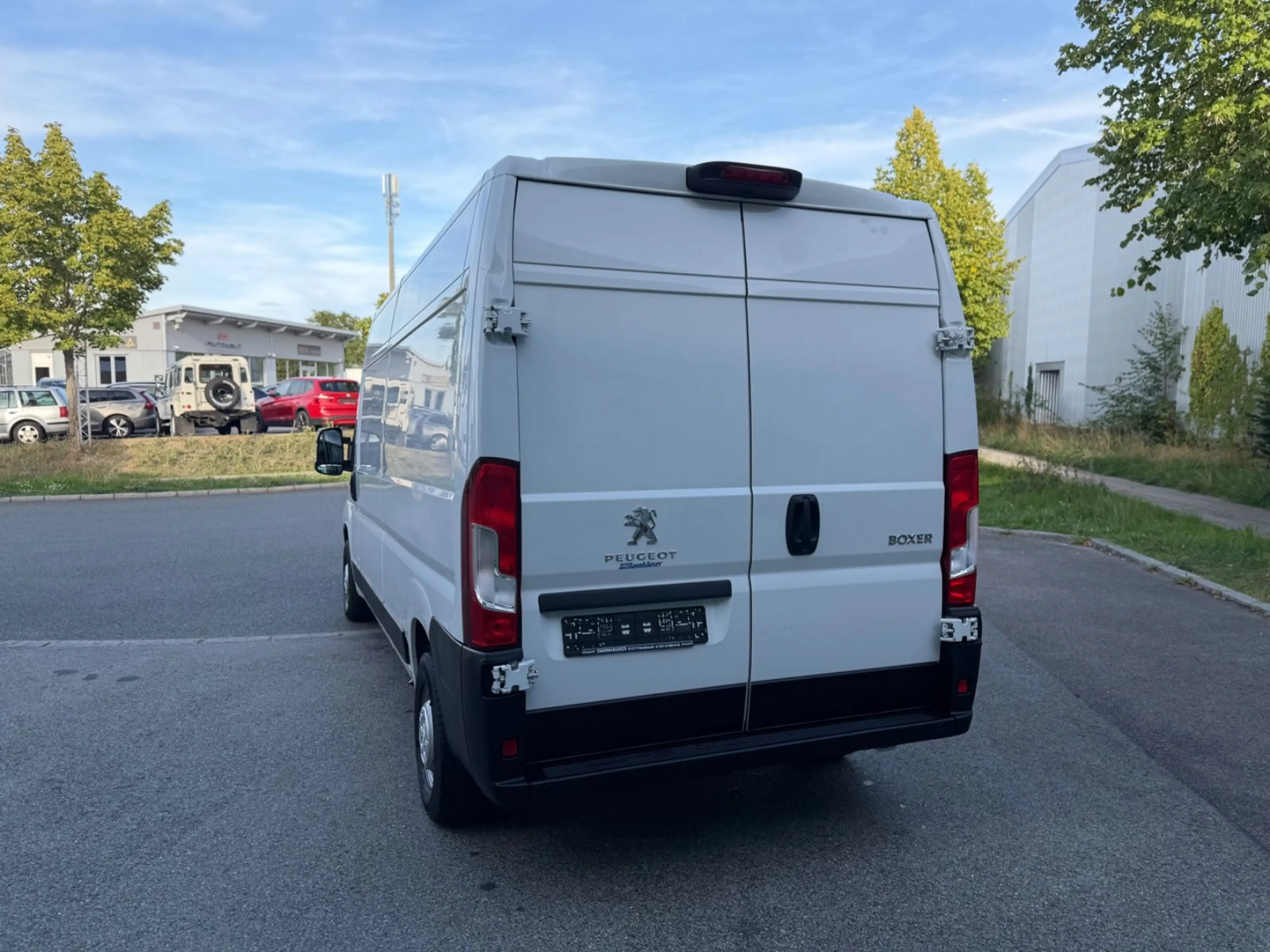 Peugeot Boxer Kasten Hochraum 333 L3H2 BlueHDi 140 Stop& — photo 7