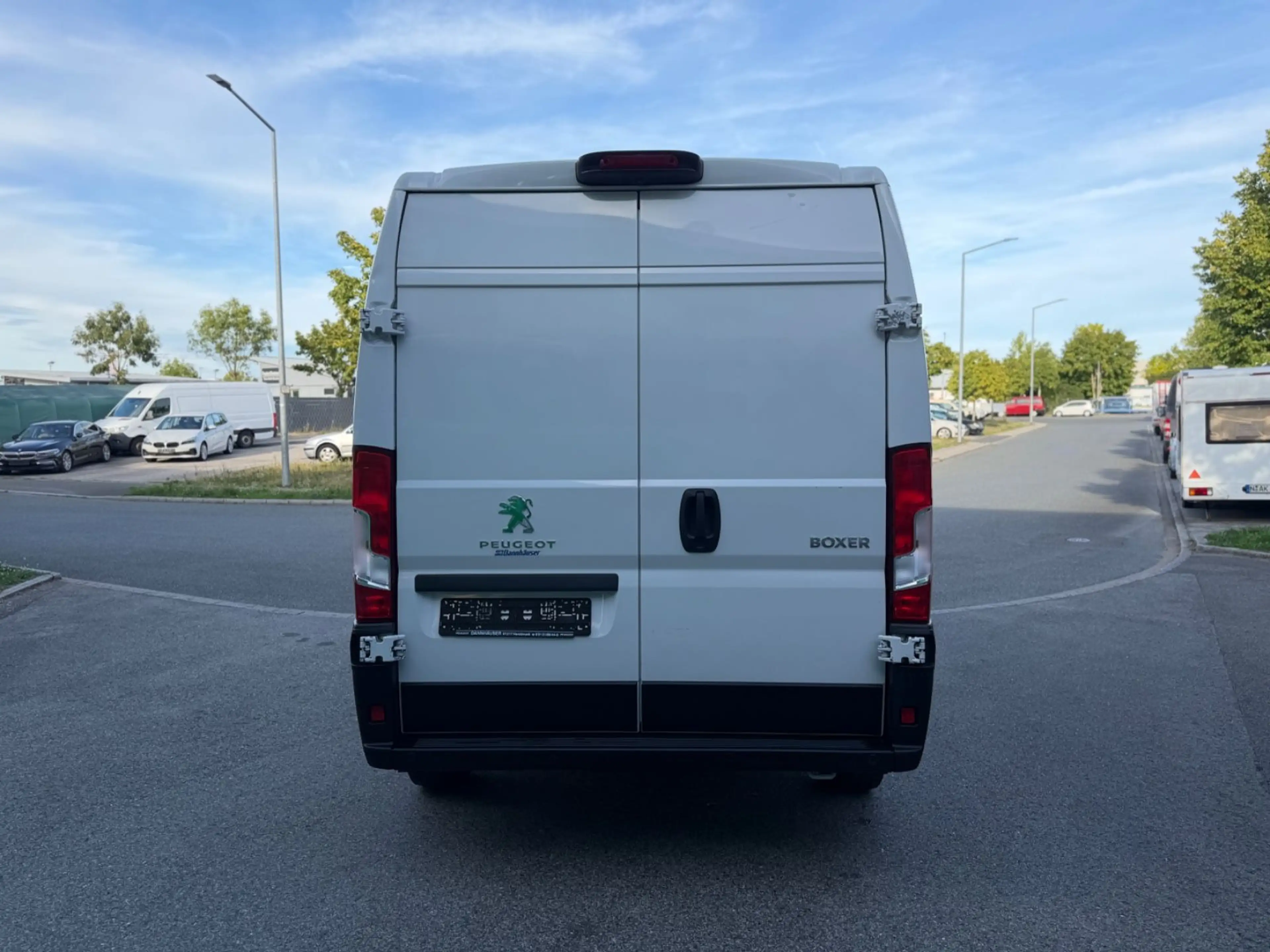 Peugeot Boxer Kasten Hochraum 333 L3H2 BlueHDi 140 Stop& — photo 6