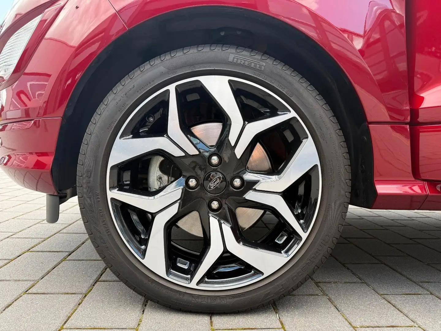 Ford EcoSport ST-Line AUTOMATIK NAVI BLIS RFK PDC DAB Rosso - 2