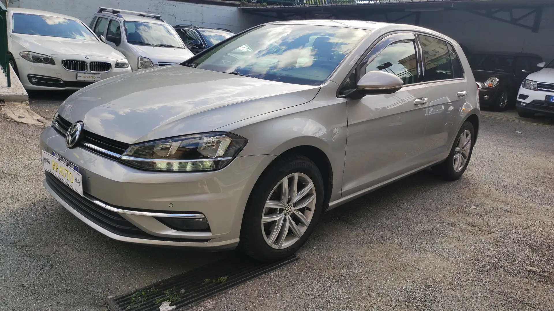 Volkswagen Golf Golf VII 2017 5p 5p 1.6 tdi Business 115cv Gris - 1