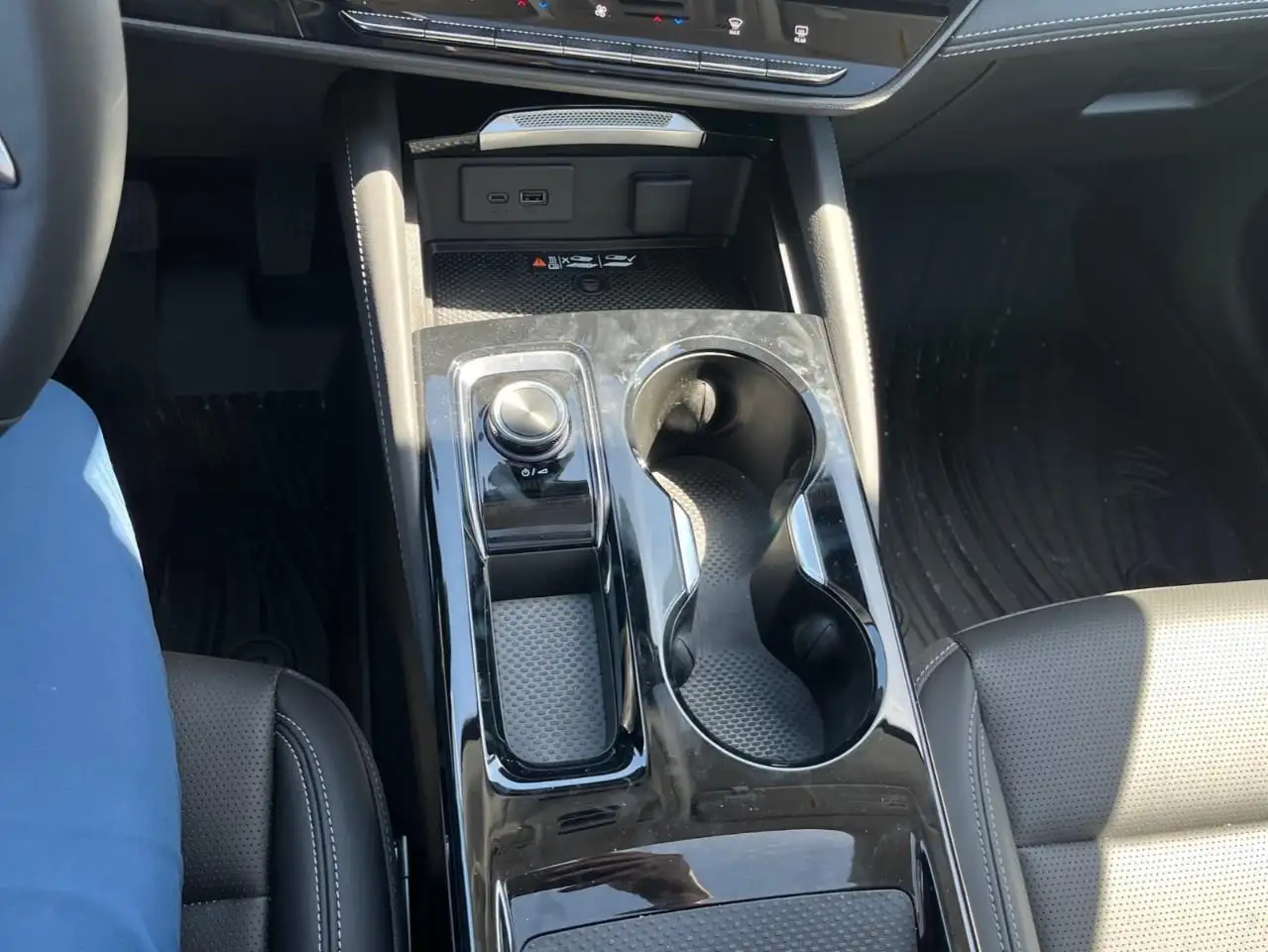 Buick Envision снимка Buick Envision
