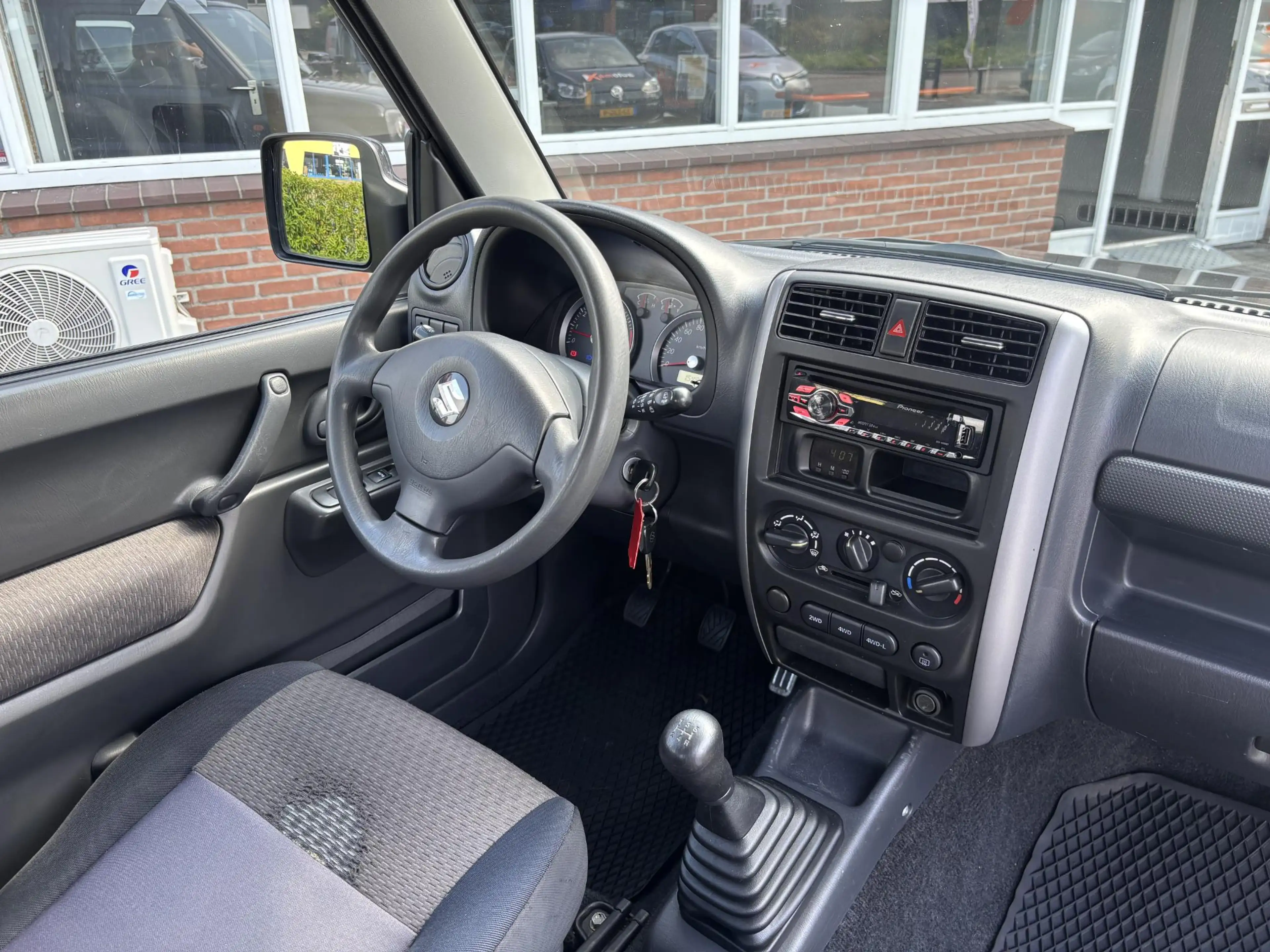Suzuki Jimny 1.3 JLX |4WD| — photo 6