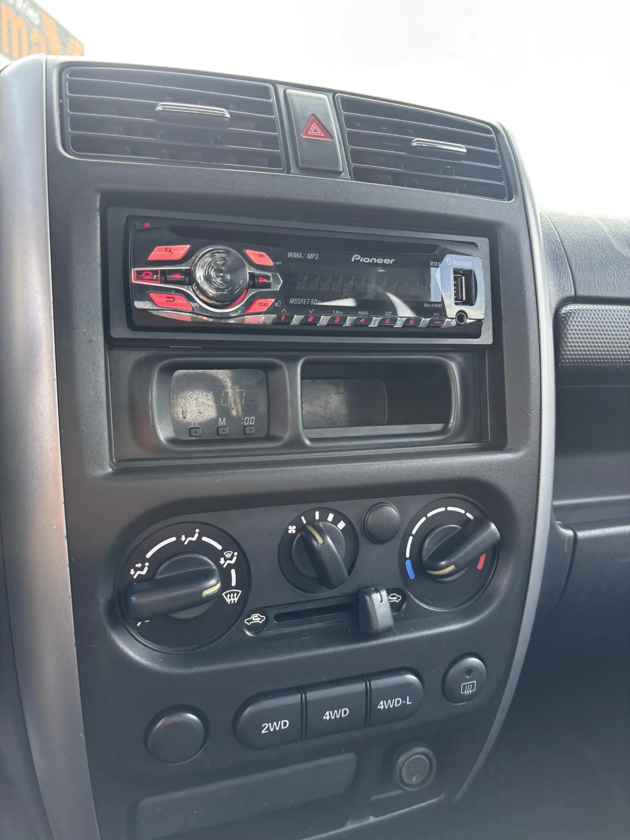 Suzuki Jimny 1.3 JLX |4WD| — photo 15