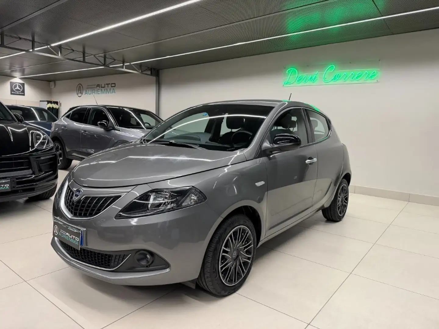Lancia Ypsilon 1200 GPL DI SERIE GOLD KM 25000 UNIPRO!!! Grigio - 1