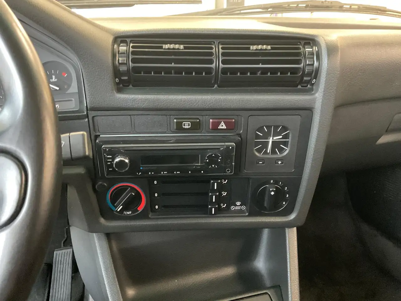 BMW E30, 325E, 2,7 Automatik, 2-Türer, H-Zulass., foto 12