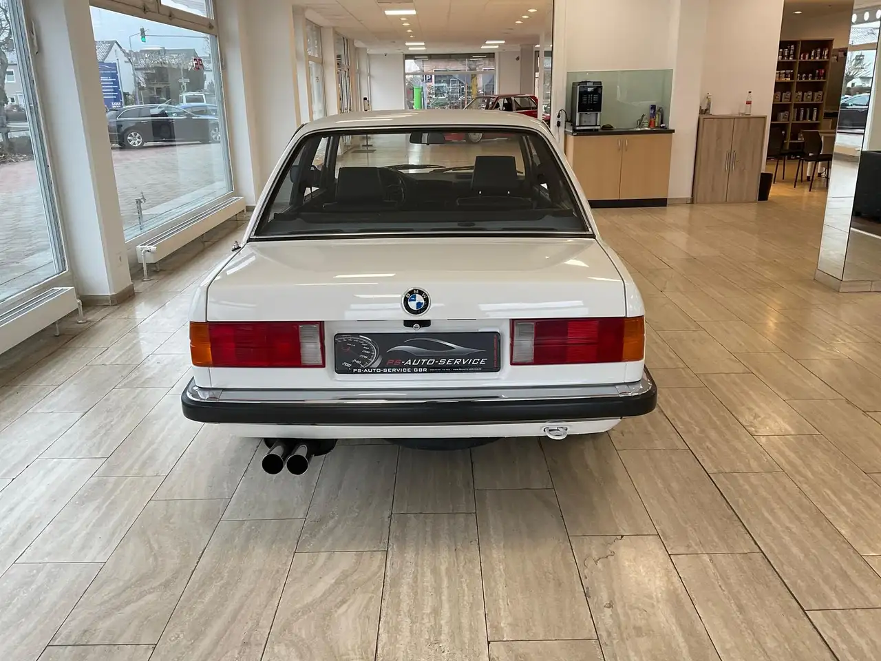 BMW E30, 325E, 2,7 Automatik, 2-Türer, H-Zulass., foto 7