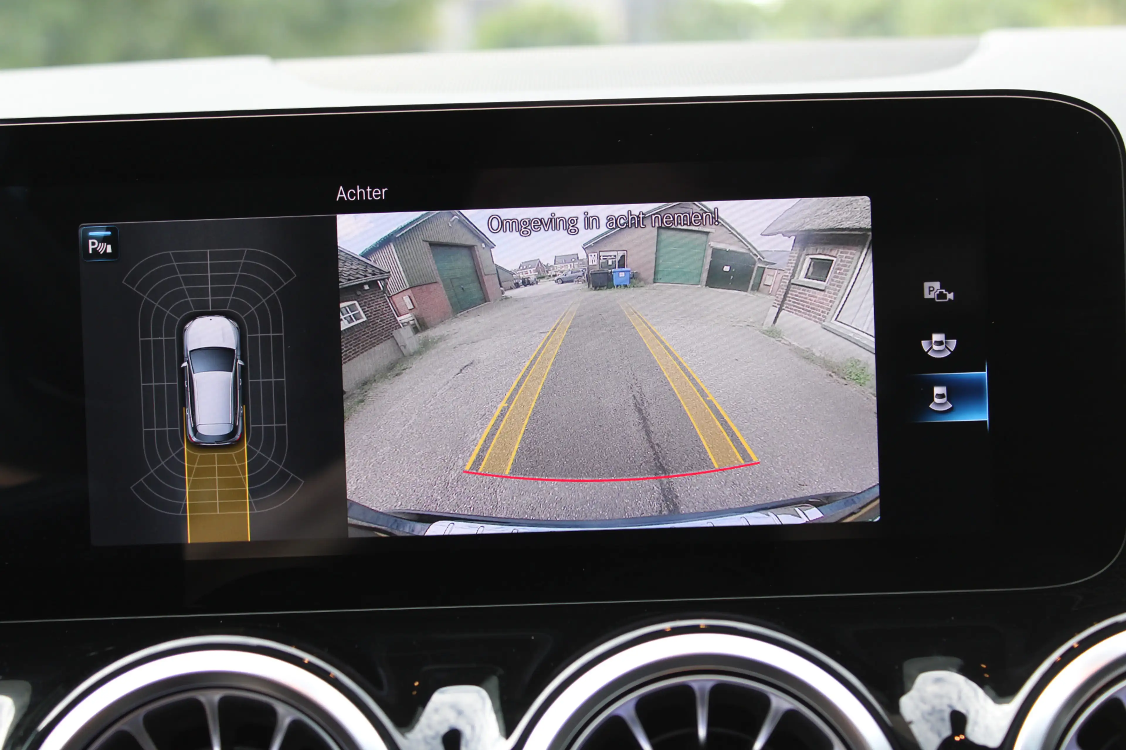 Mercedes-Benz GLA 250 e AMG Line PHEV SOh 98.3% PANO SFEER NAVI LED 5800 — photo 10