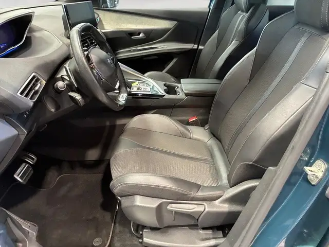 Peugeot 3008 view 7